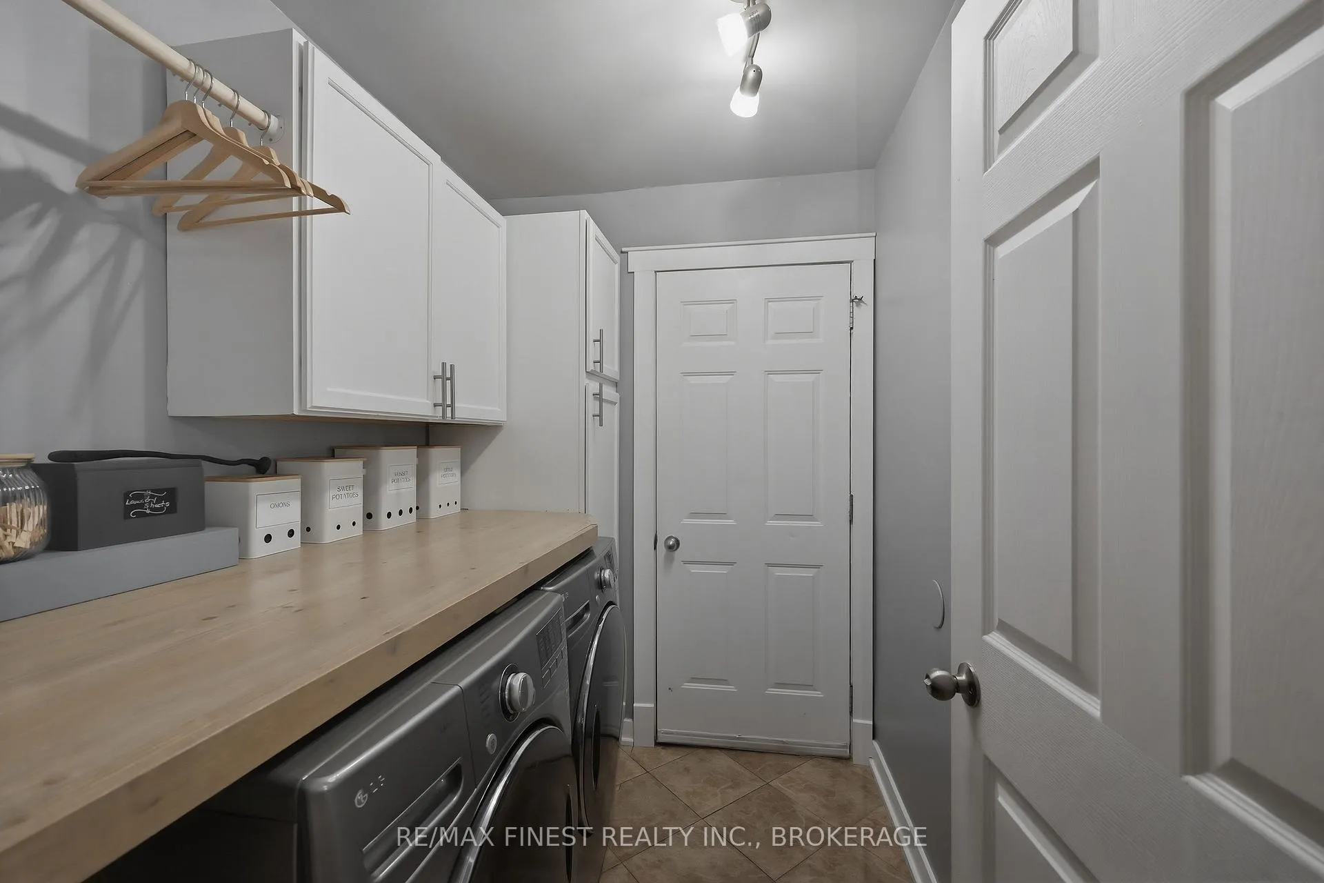 Photo 15 of 773 Davis Drive, Kingston, East Gardiners Rd — HOMEH
