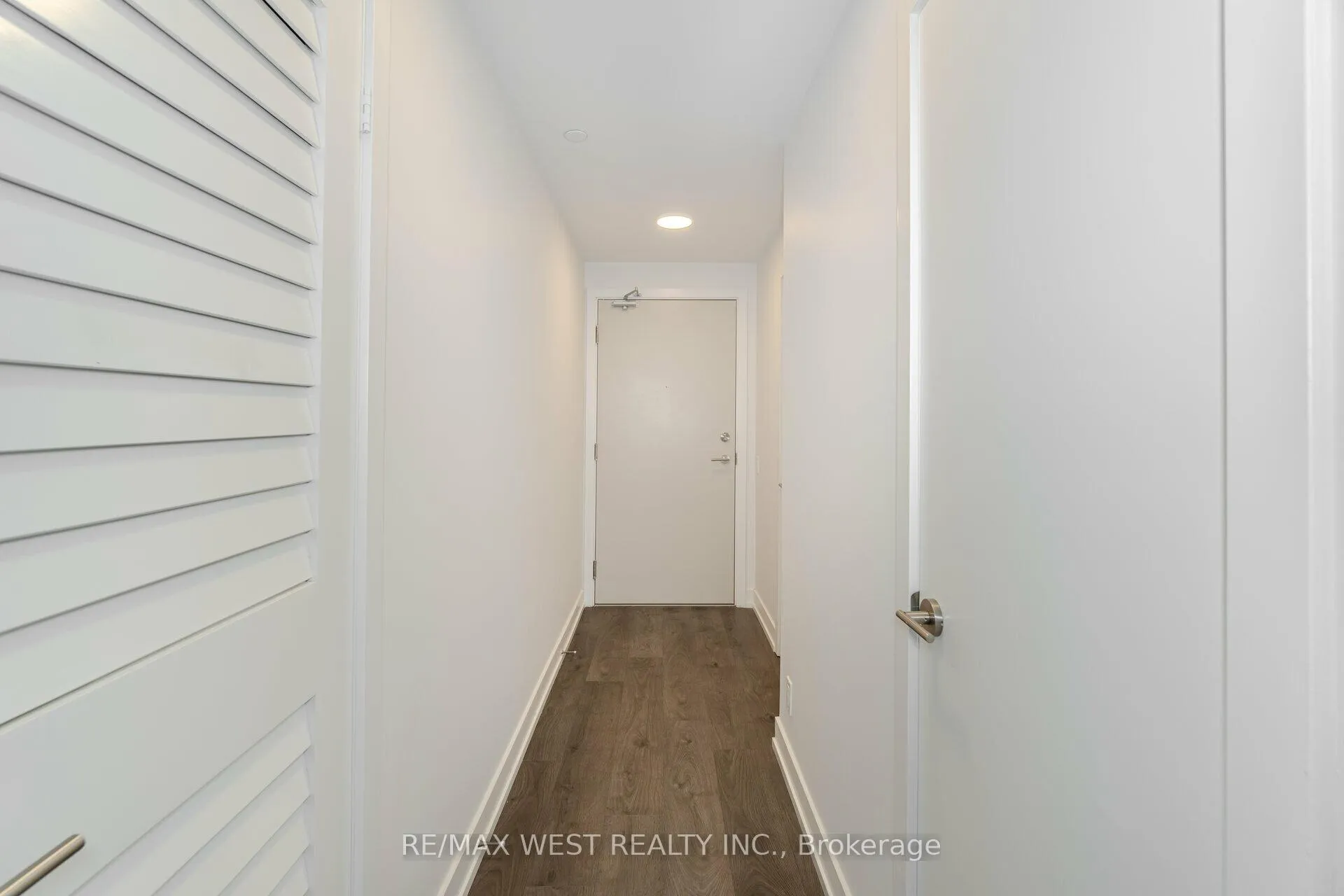 Photo 5 of Unit 501, 225 Veterans Drive, Brampton, Northwest Brampton — HOMEH