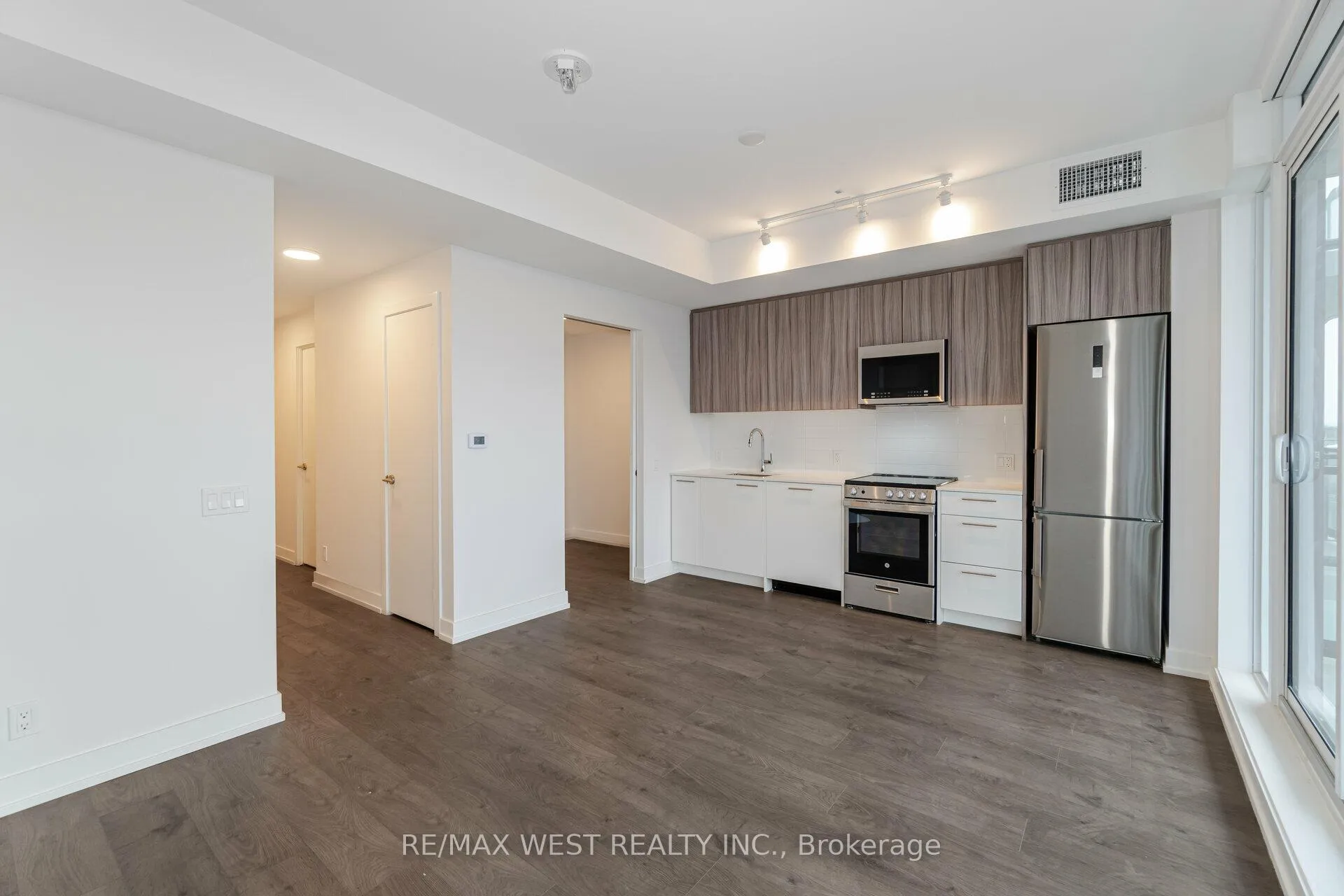 Photo 7 of Unit 501, 225 Veterans Drive, Brampton, Northwest Brampton — HOMEH