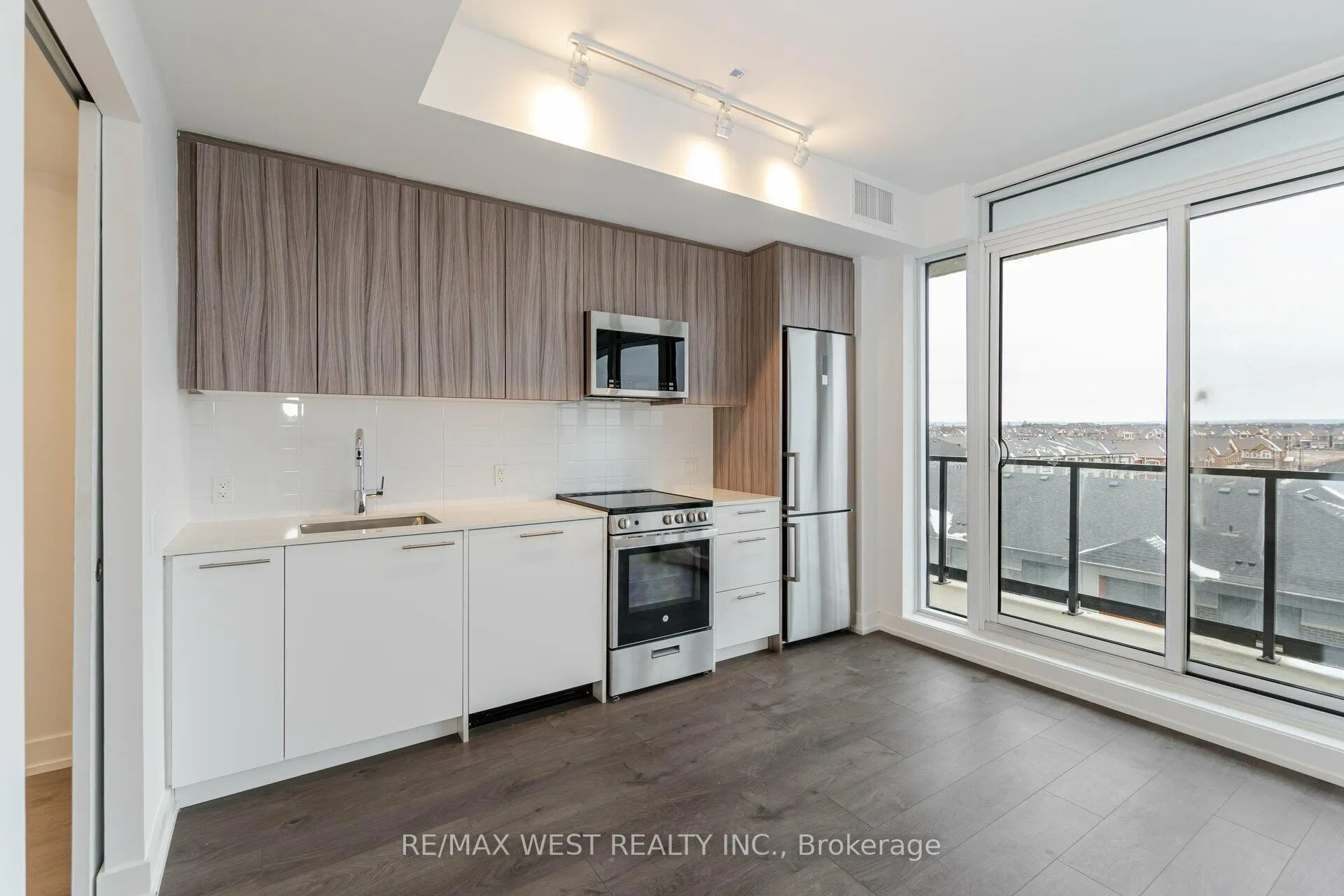 Photo 9 of Unit 501, 225 Veterans Drive, Brampton, Northwest Brampton — HOMEH