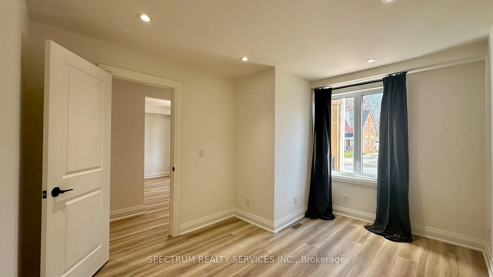 Photo 4 of 36 Queen Street N, New Tecumseth, Tottenham — HOMEH