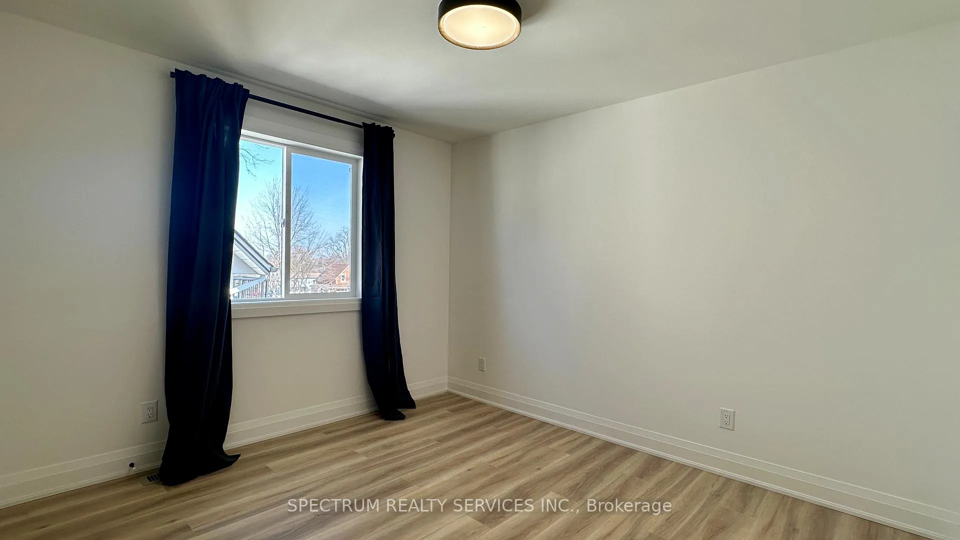 Photo 18 of 36 Queen Street N, New Tecumseth, Tottenham — HOMEH