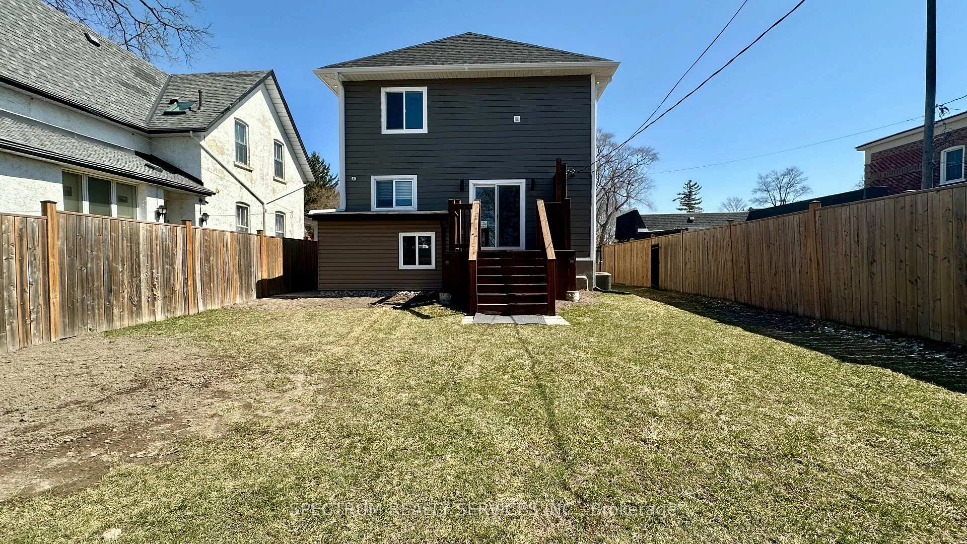 Photo 30 of 36 Queen Street N, New Tecumseth, Tottenham — HOMEH