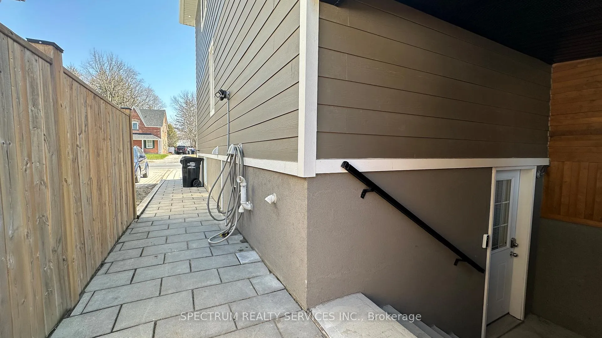 Photo 31 of 36 Queen Street N, New Tecumseth, Tottenham — HOMEH