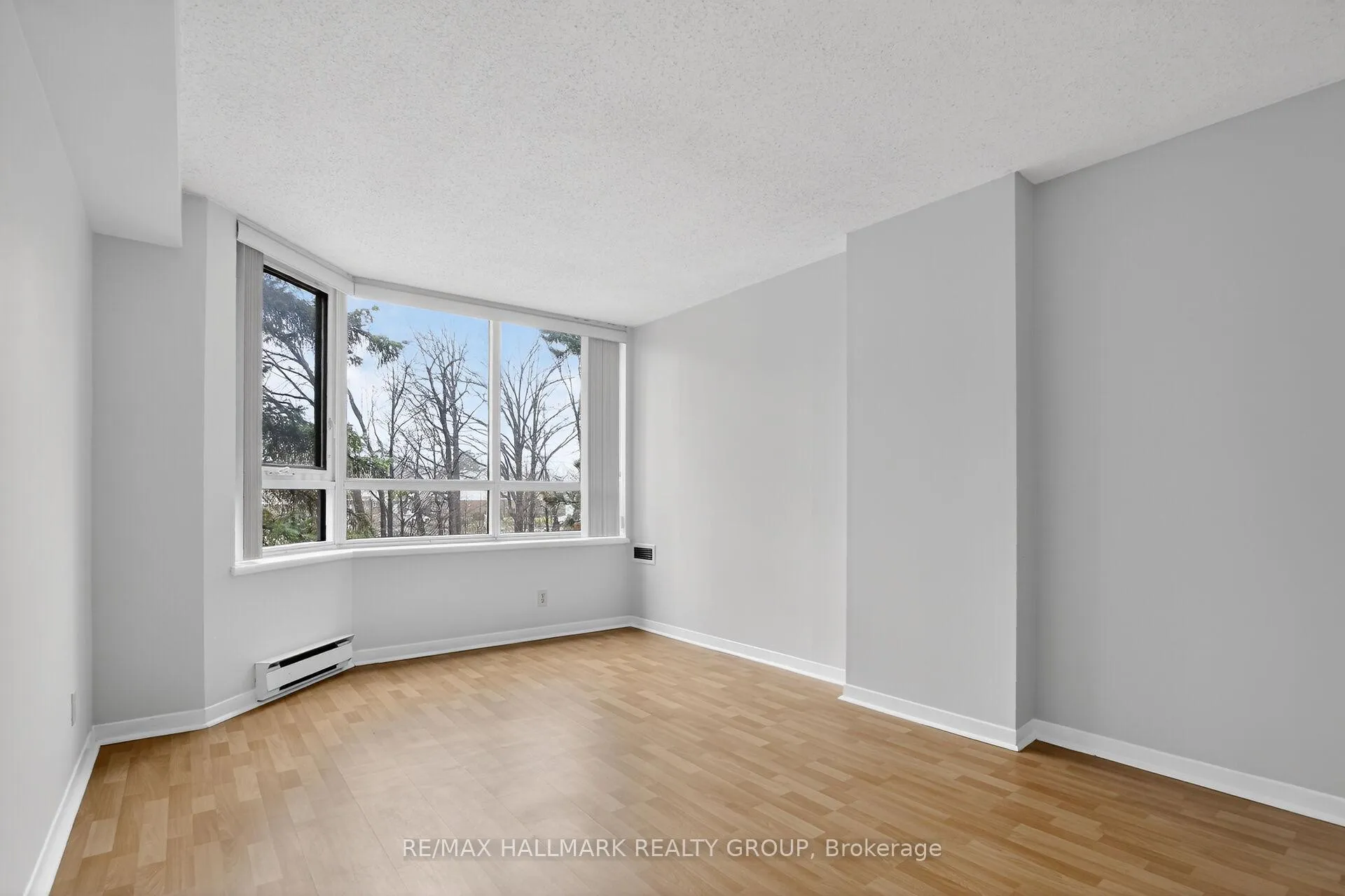 Photo 26 of Unit 305, 80 Sandcastle Drive, Ottawa, Leslie Park — HOMEH