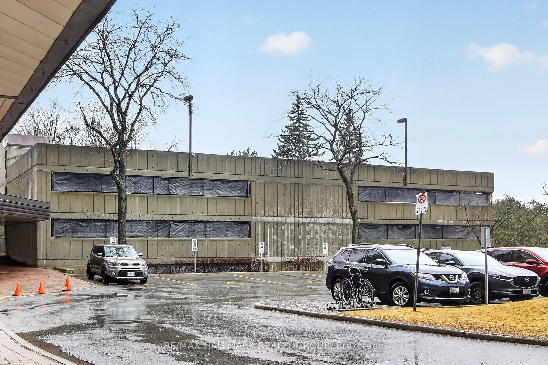 Photo 33 of Unit 305, 80 Sandcastle Drive, Ottawa, Leslie Park — HOMEH