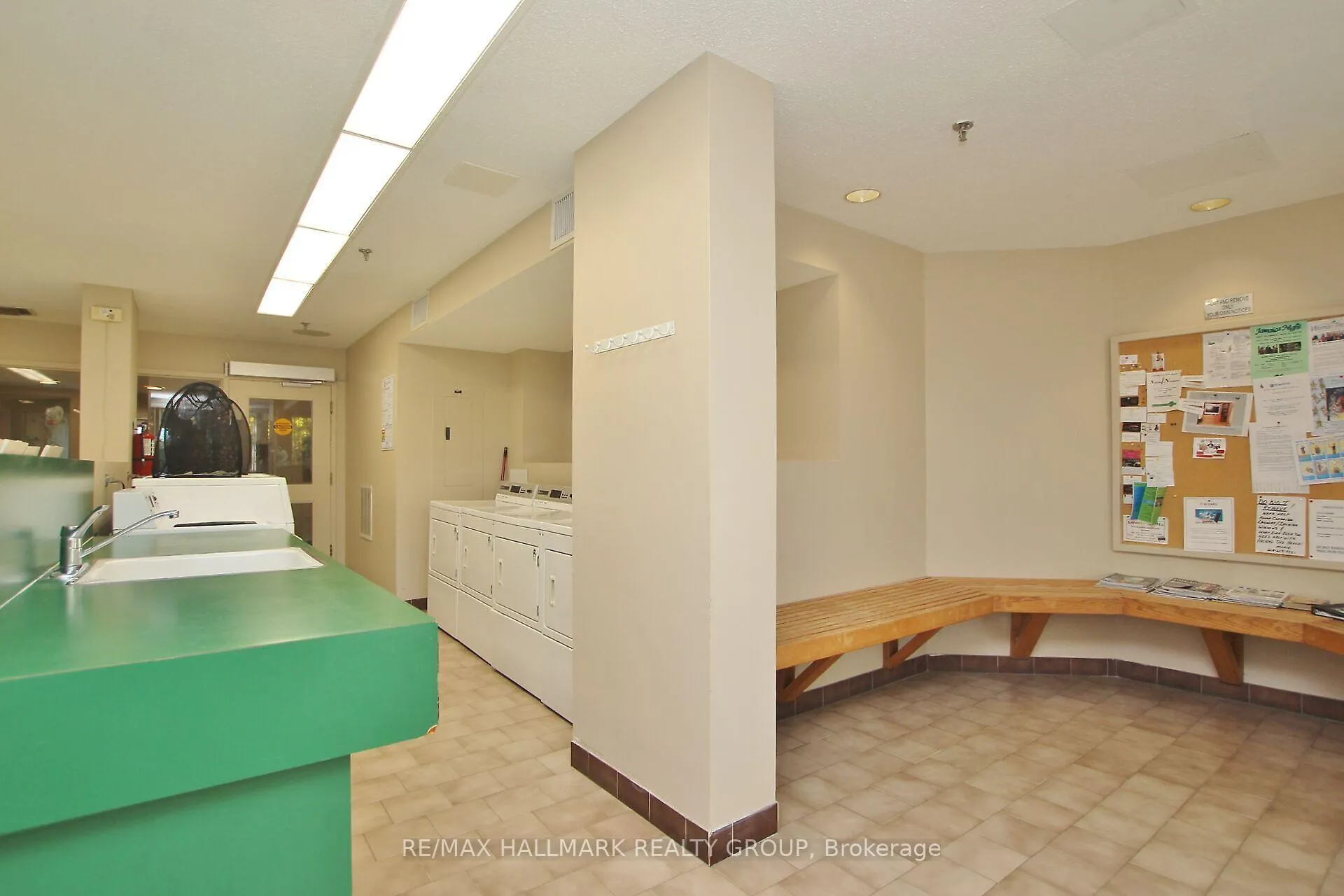 Photo 34 of Unit 305, 80 Sandcastle Drive, Ottawa, Leslie Park — HOMEH