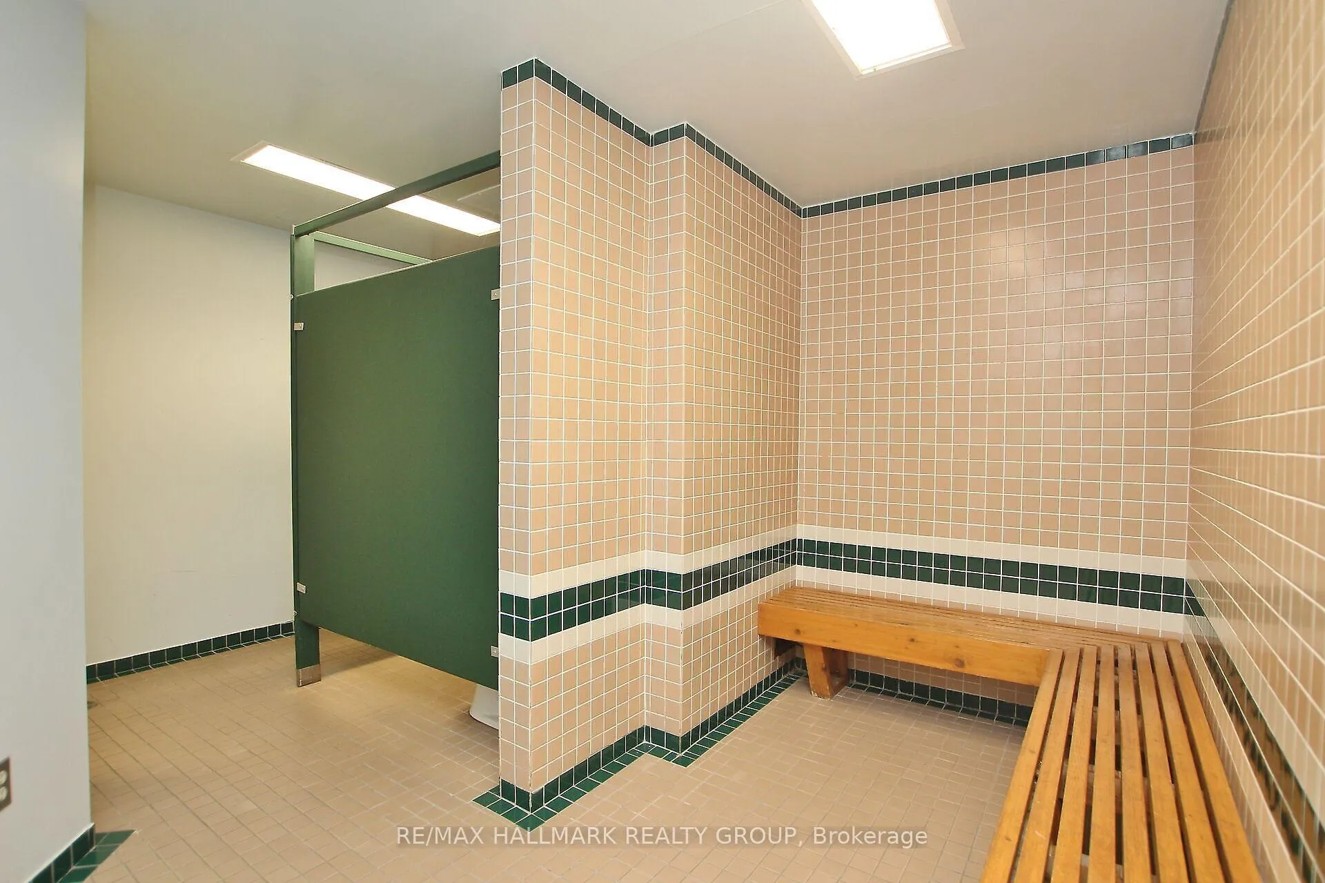 Photo 38 of Unit 305, 80 Sandcastle Drive, Ottawa, Leslie Park — HOMEH