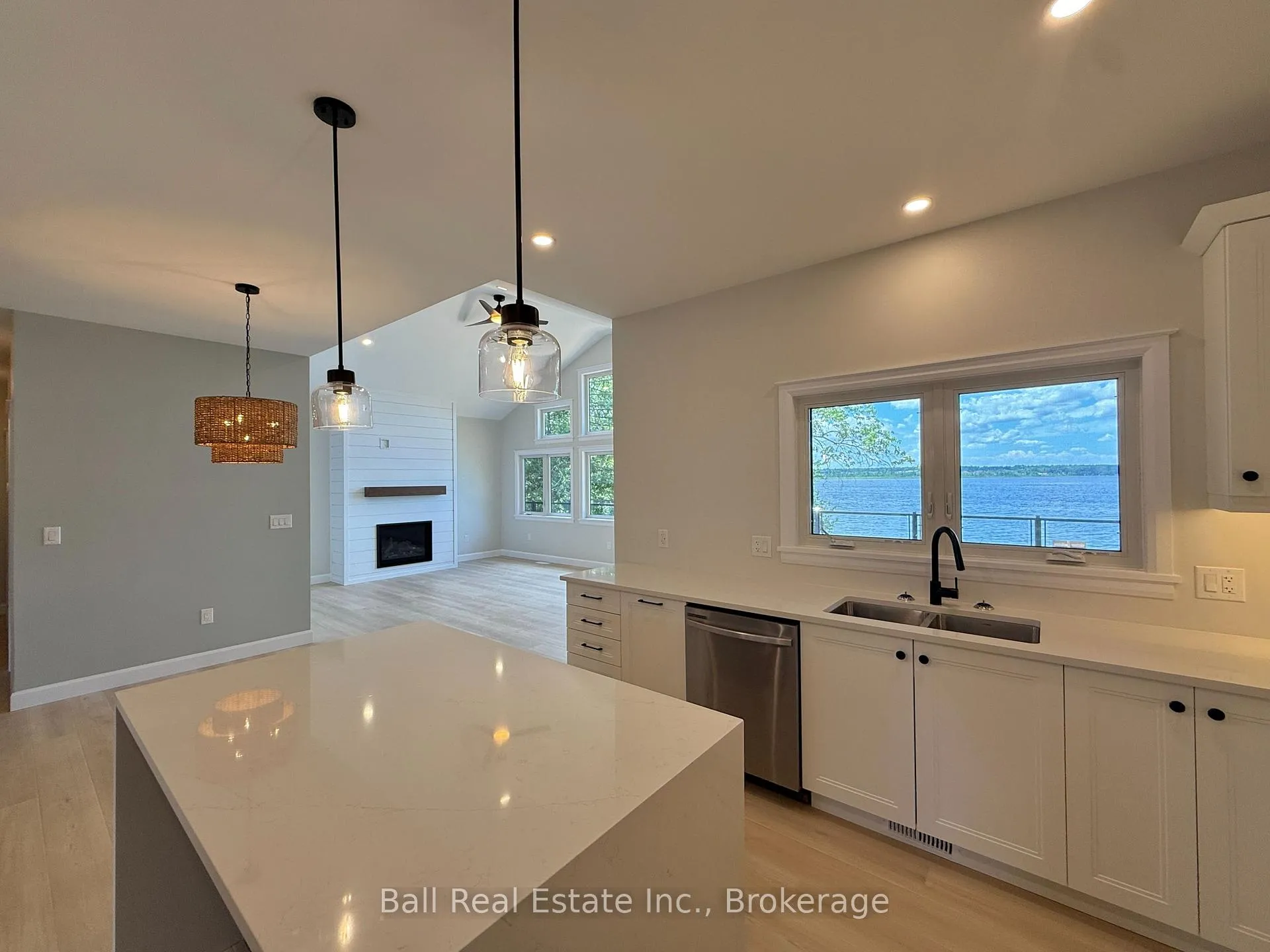 Photo 4 of 1380 Island View Drive, Selwyn — HOMEH