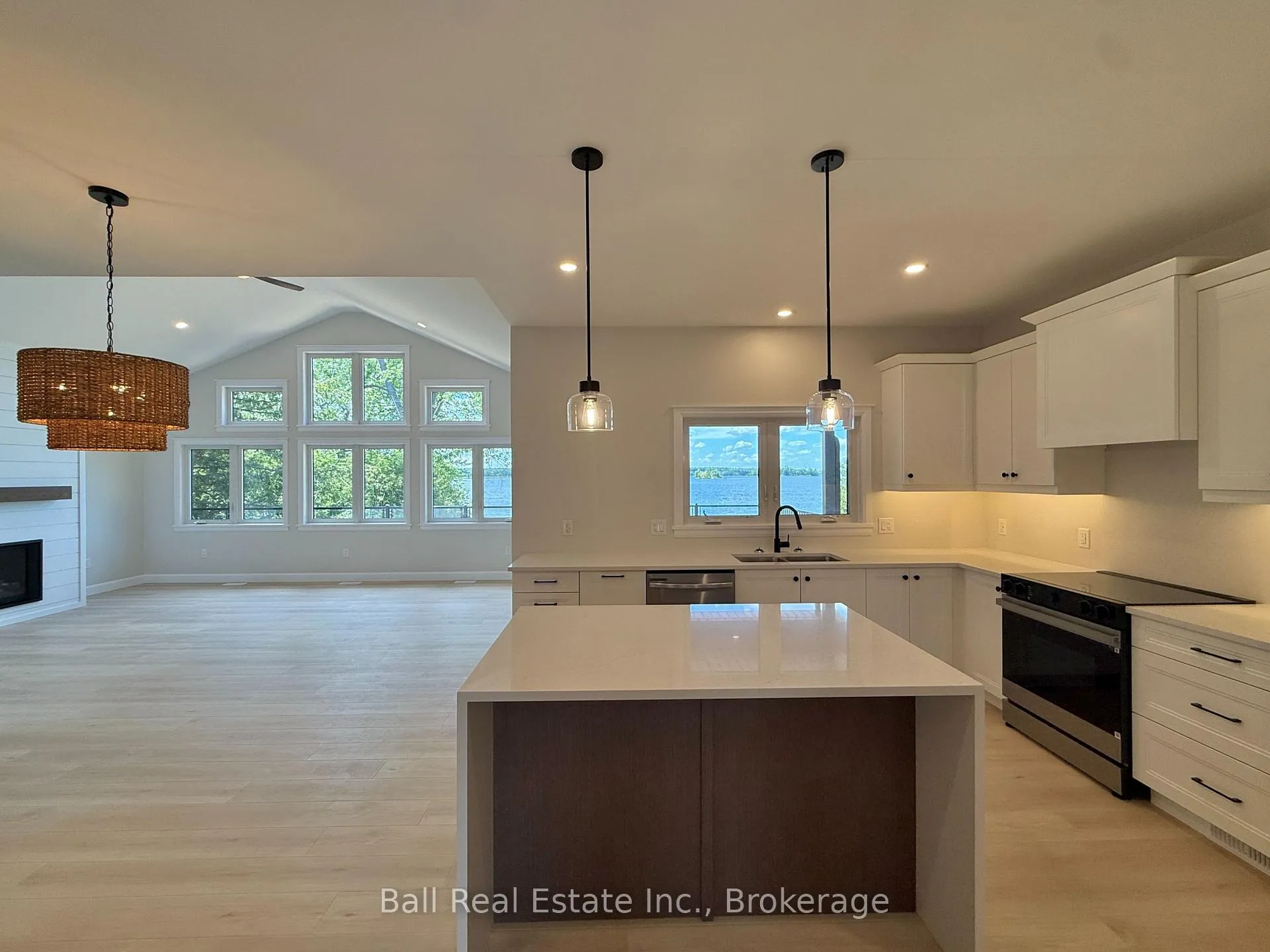 Photo 5 of 1380 Island View Drive, Selwyn — HOMEH