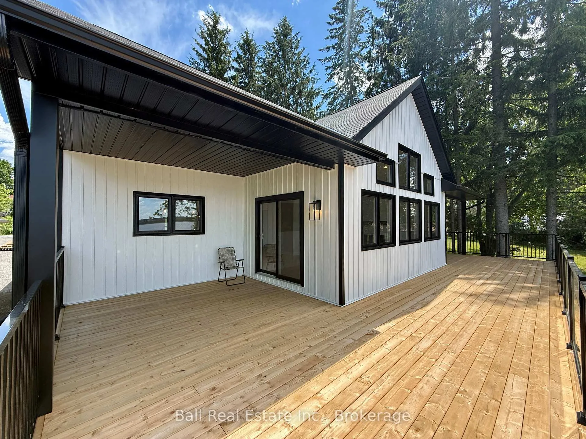 Photo 10 of 1380 Island View Drive, Selwyn — HOMEH