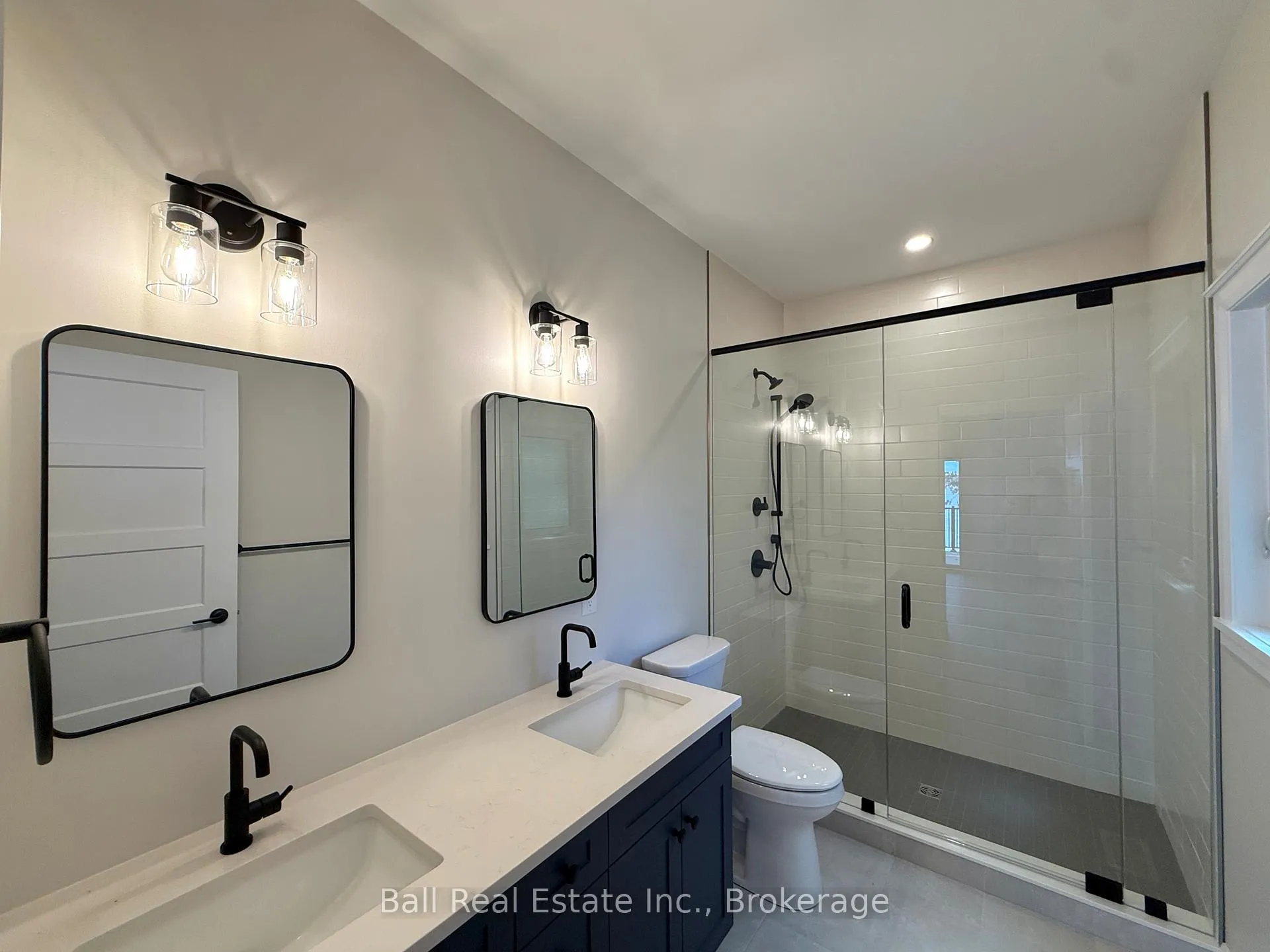 Photo 12 of 1380 Island View Drive, Selwyn — HOMEH