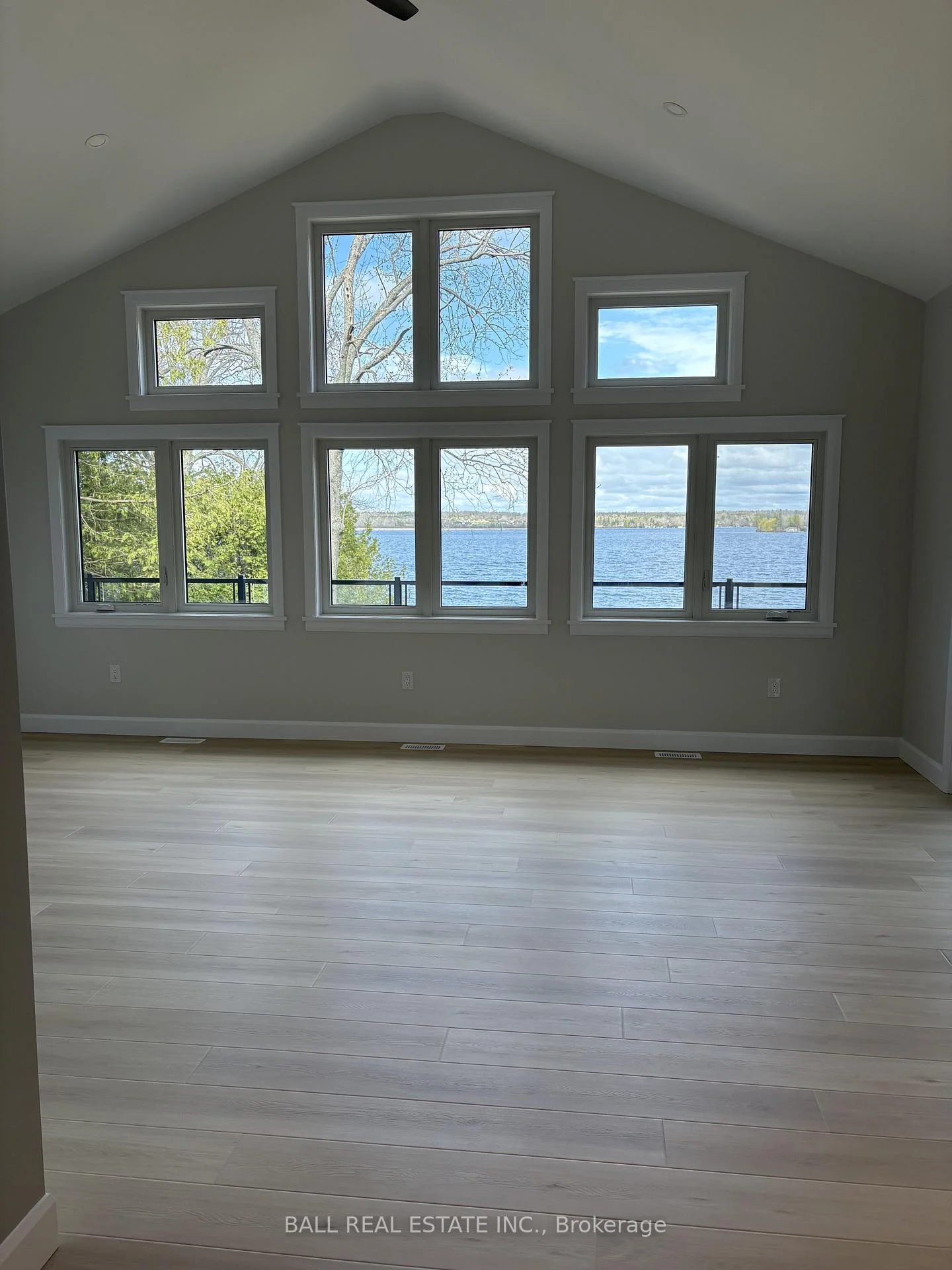 Photo 32 of 1380 Island View Drive, Selwyn — HOMEH