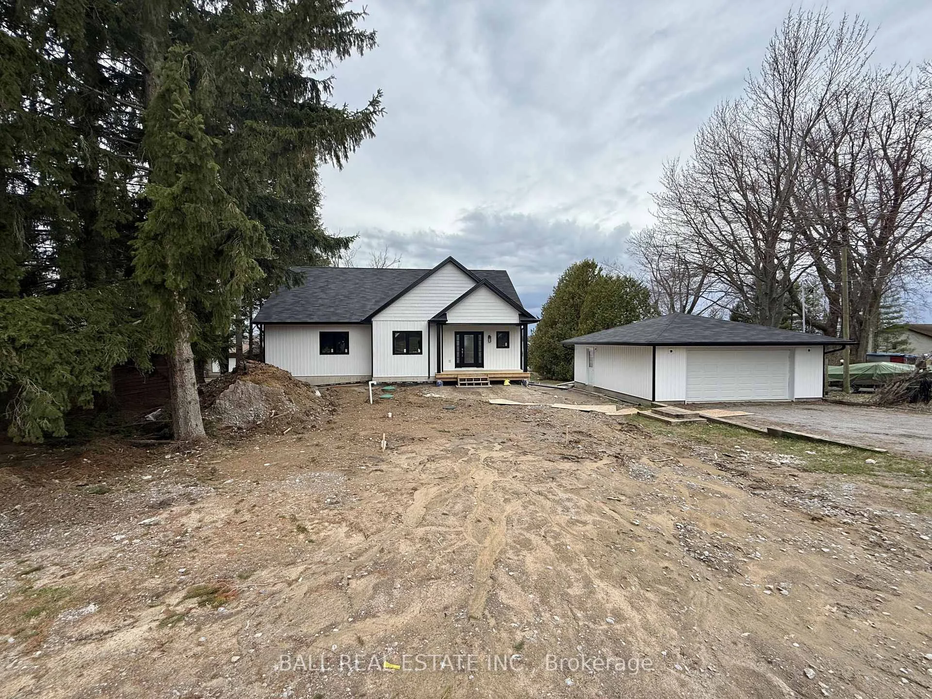 Photo 36 of 1380 Island View Drive, Selwyn — HOMEH