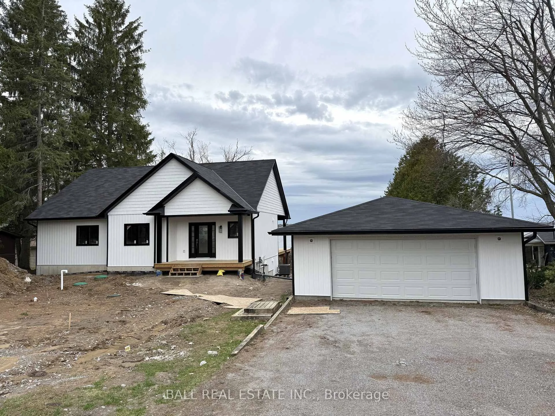 Photo 38 of 1380 Island View Drive, Selwyn — HOMEH