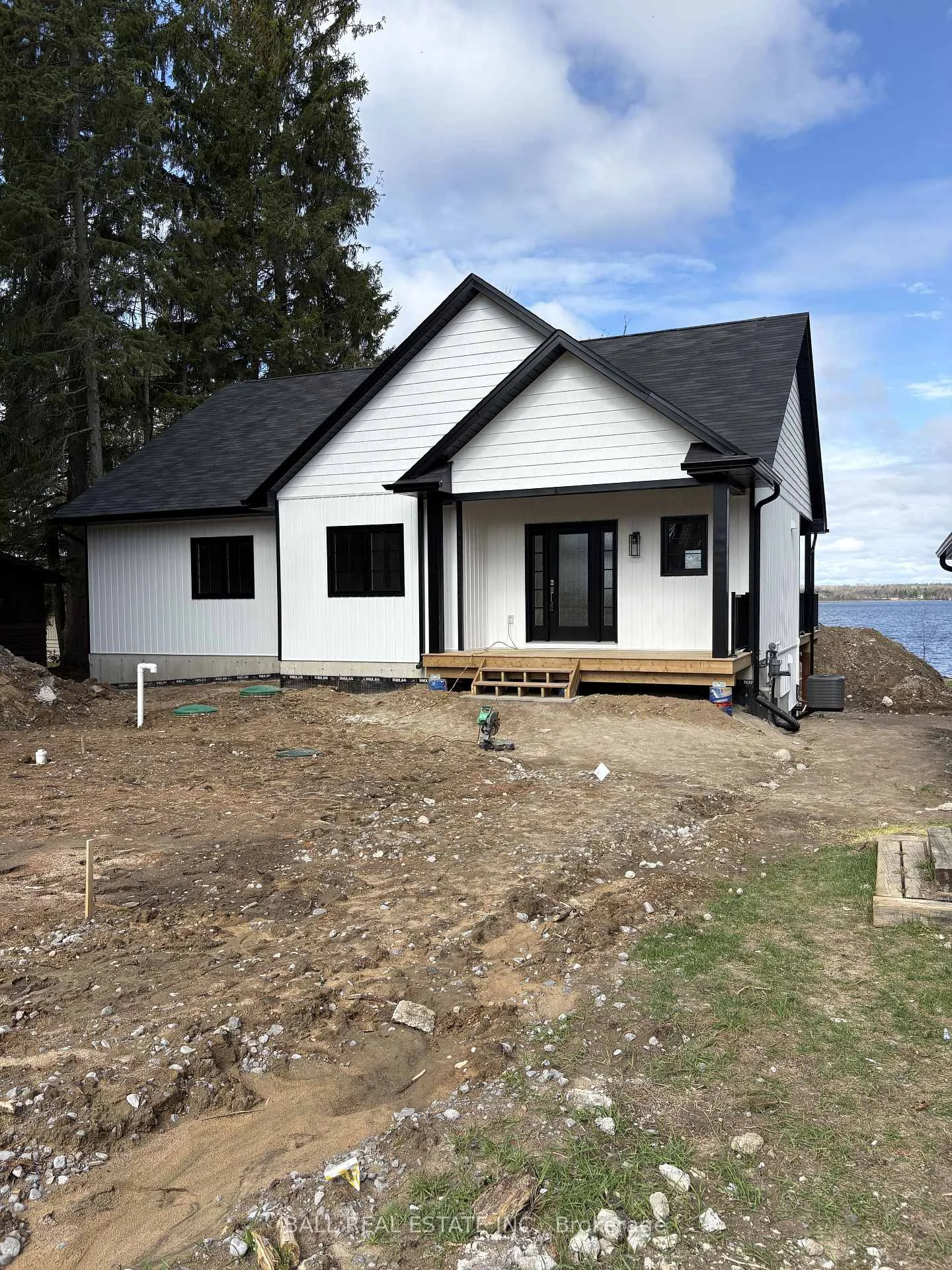 Photo 44 of 1380 Island View Drive, Selwyn — HOMEH