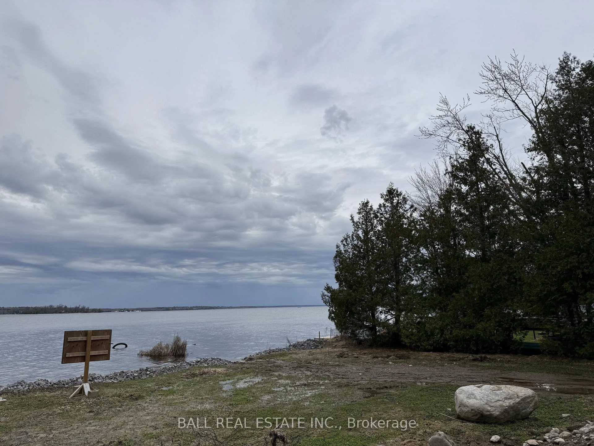 Photo 74 of 1380 Island View Drive, Selwyn — HOMEH