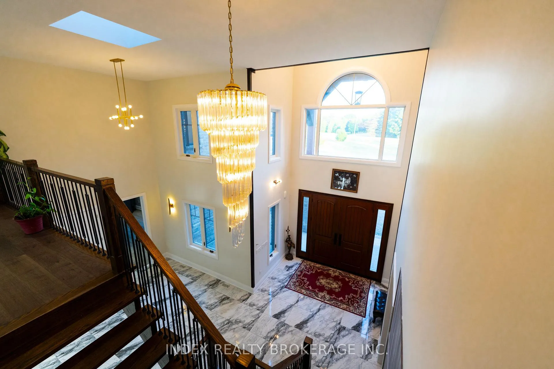 Photo 3 of 20 Glassford Court, Caledon, Caledon Village — HOMEH