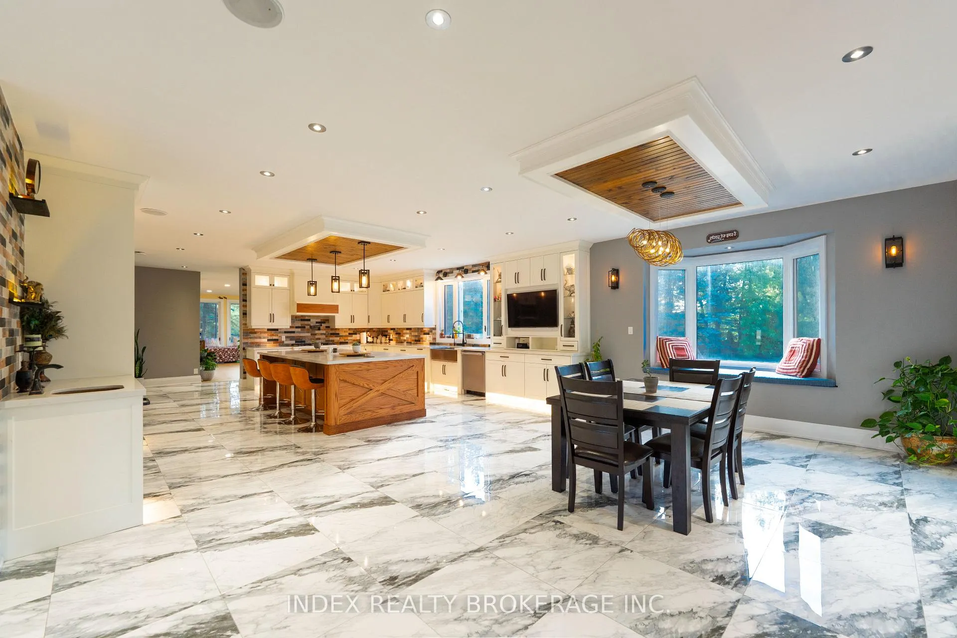 Photo 6 of 20 Glassford Court, Caledon, Caledon Village — HOMEH