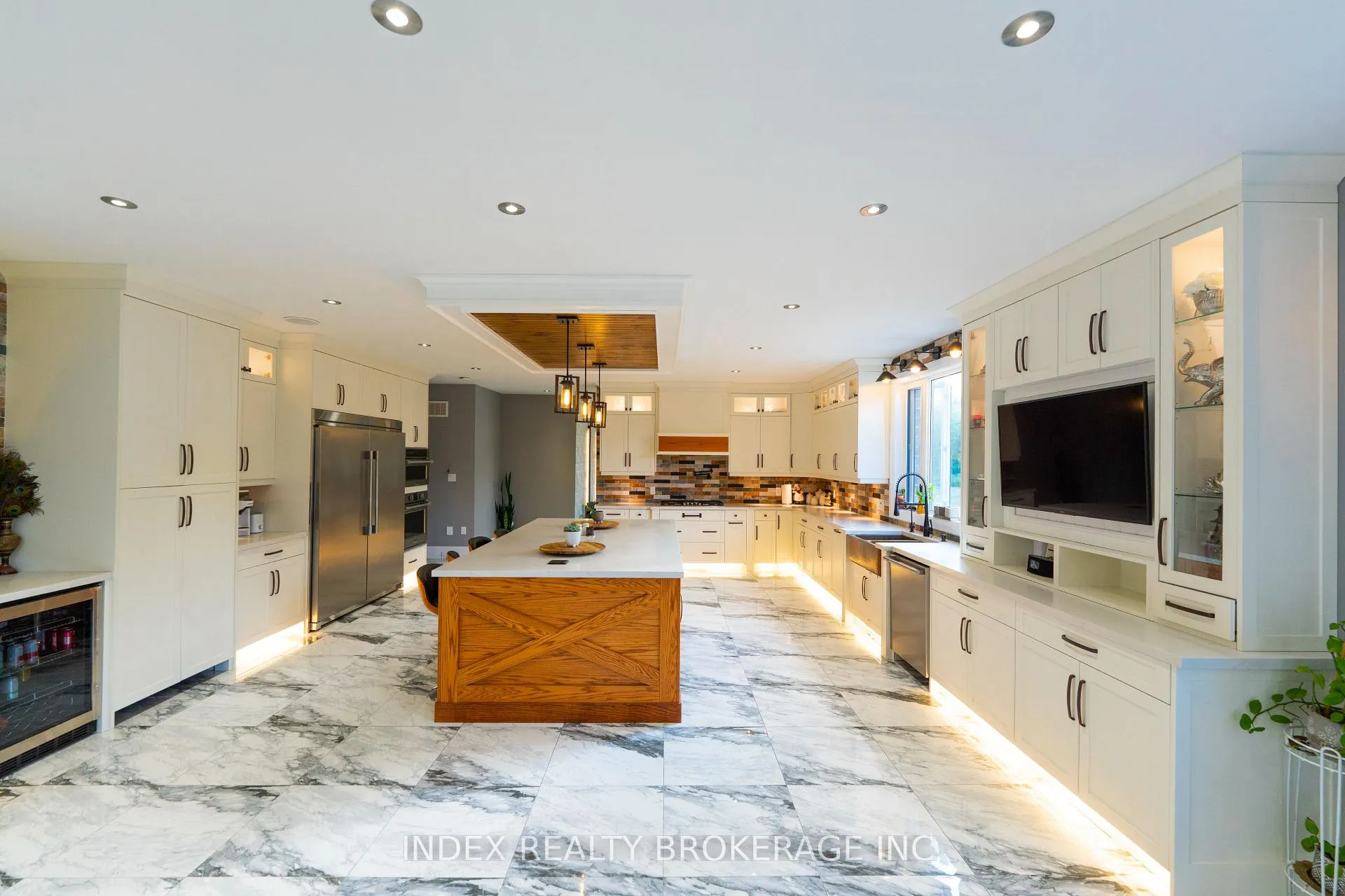 Photo 7 of 20 Glassford Court, Caledon, Caledon Village — HOMEH