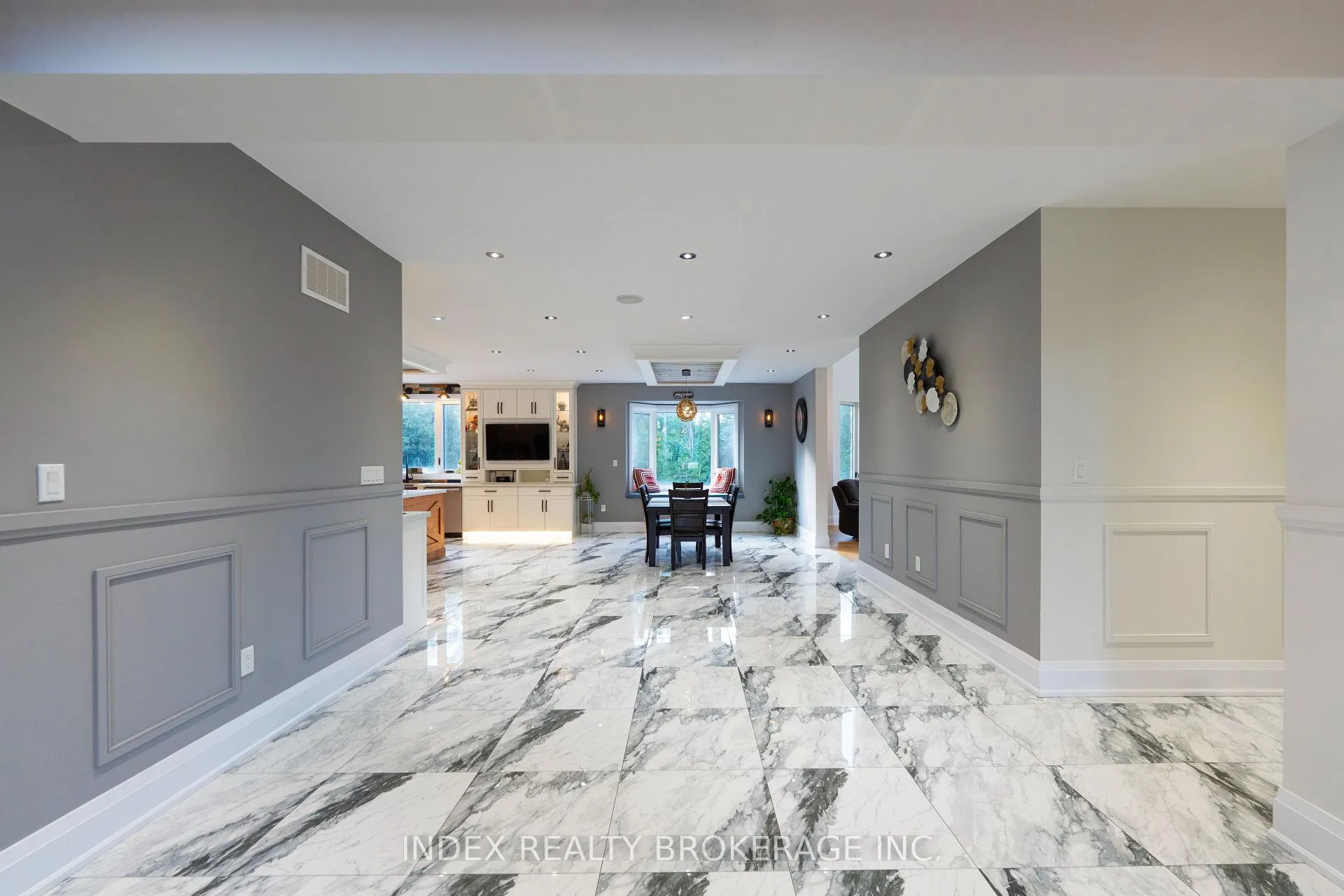 Photo 10 of 20 Glassford Court, Caledon, Caledon Village — HOMEH