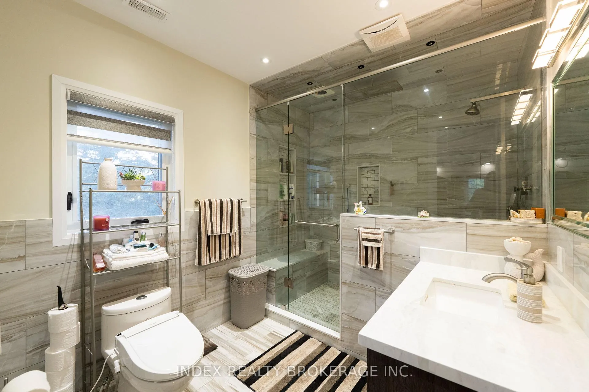 Photo 33 of 20 Glassford Court, Caledon, Caledon Village — HOMEH
