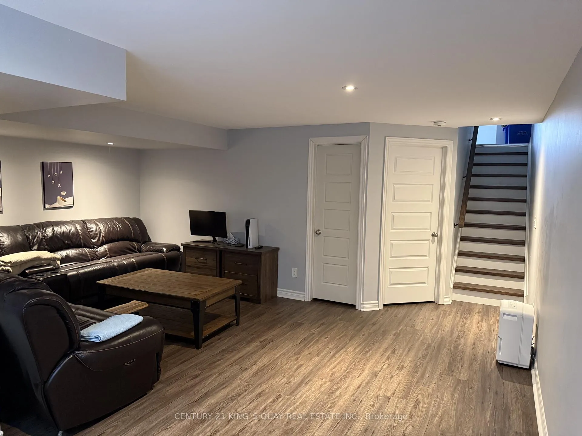 Photo 25 of 891 Riverview Way, Kingston, Kingston East (Incl Barret Crt) — HOMEH
