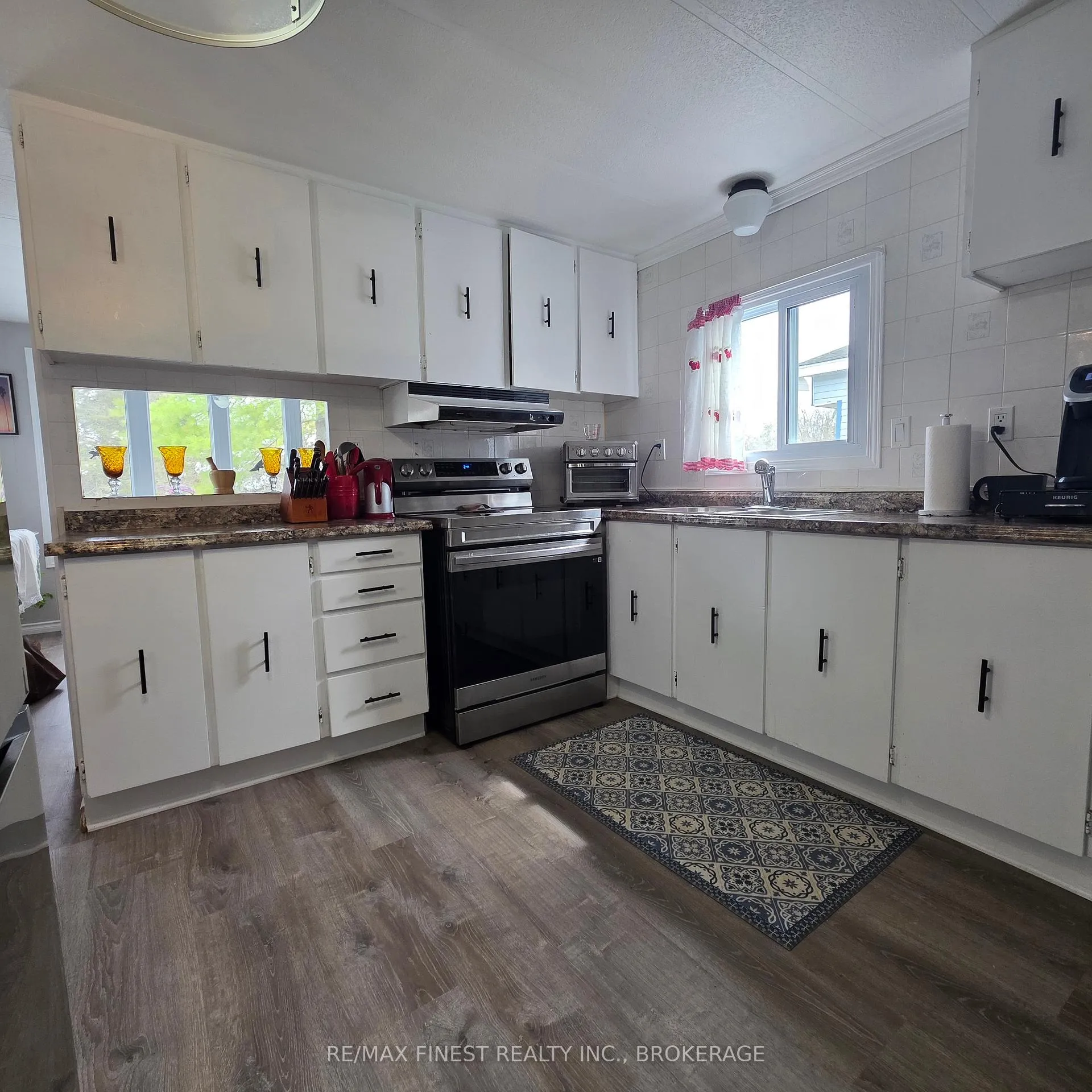 Photo 5 of Unit 16, 5633 Bath Road, Loyalist, Lennox and Addington - South — HOMEH