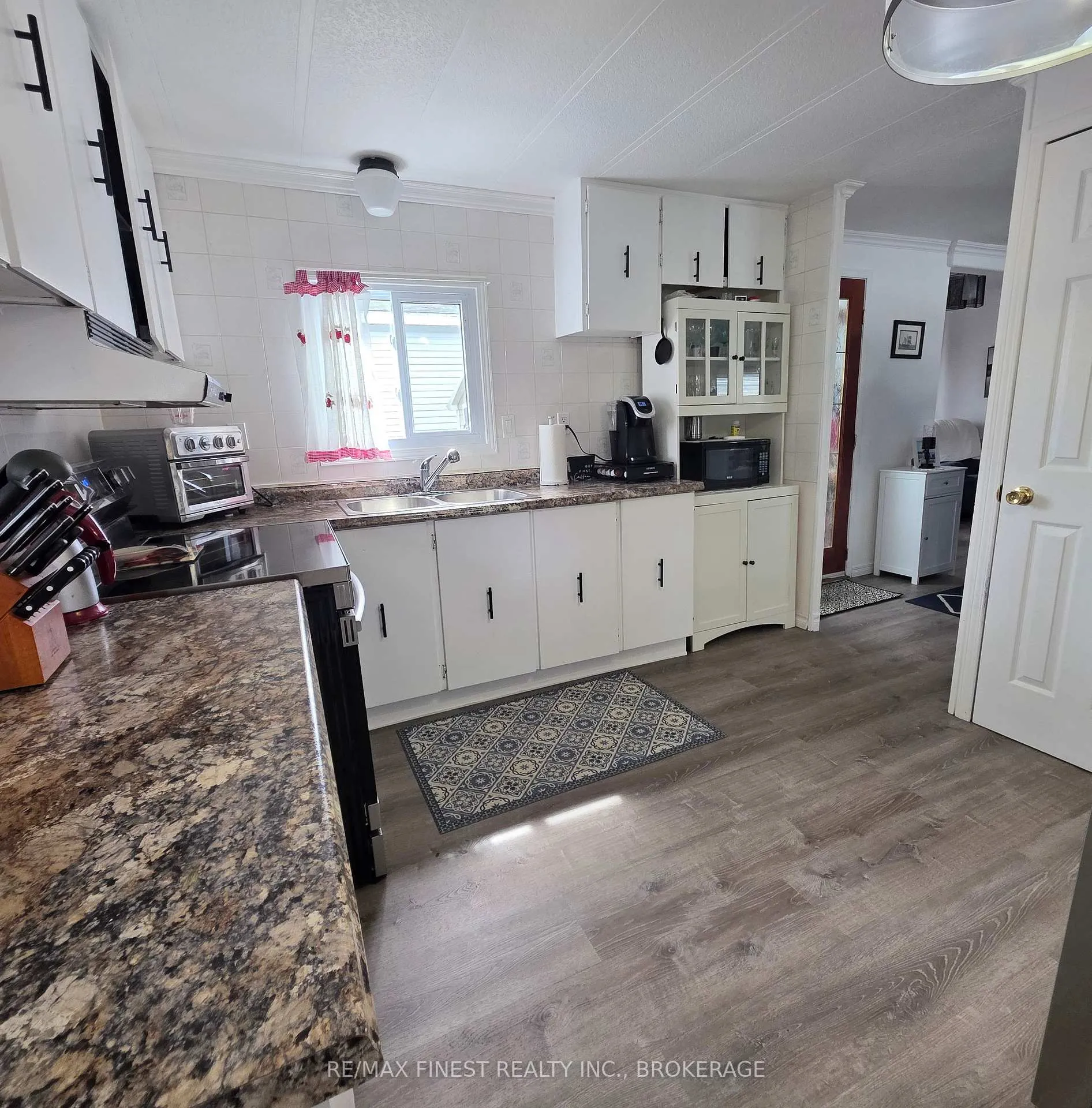 Photo 8 of Unit 16, 5633 Bath Road, Loyalist, Lennox and Addington - South — HOMEH