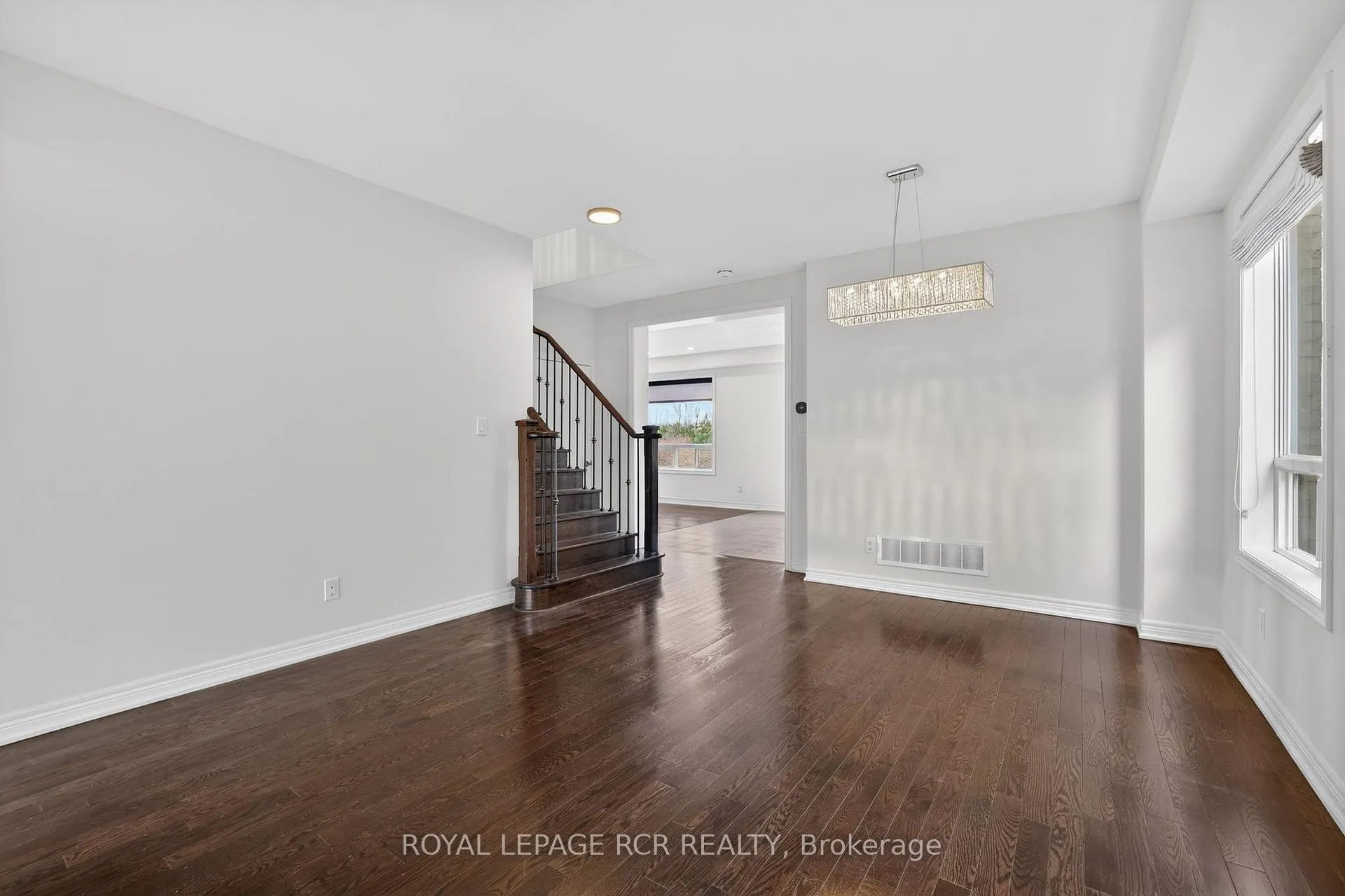 Photo 7 of 82 Lampkin Street, Georgina, Sutton & Jackson's Point — HOMEH