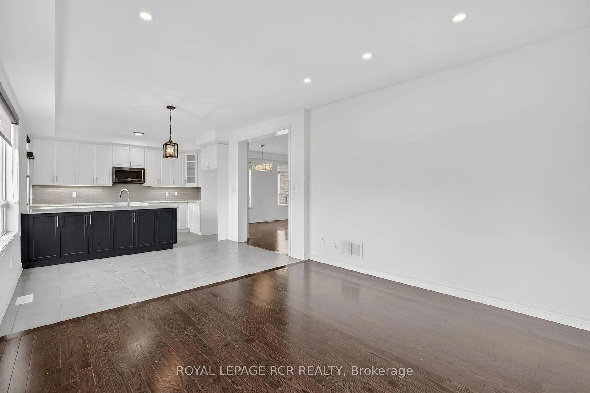 Photo 18 of 82 Lampkin Street, Georgina, Sutton & Jackson's Point — HOMEH
