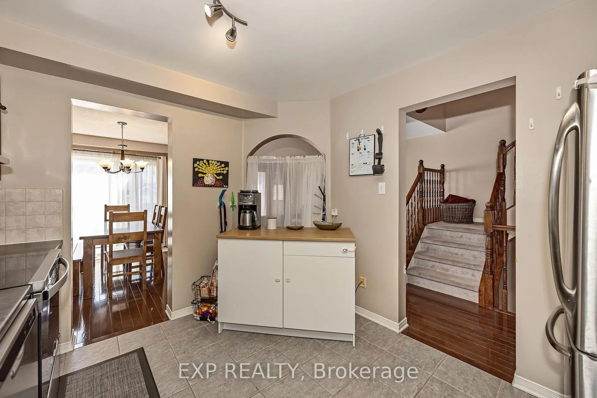 Photo 5 of 359 Bakewell Crescent, Ottawa, Barrhaven - Strandherd — HOMEH