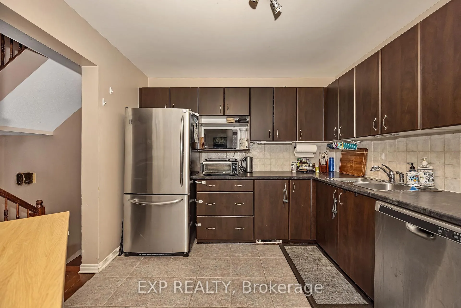 Photo 7 of 359 Bakewell Crescent, Ottawa, Barrhaven - Strandherd — HOMEH