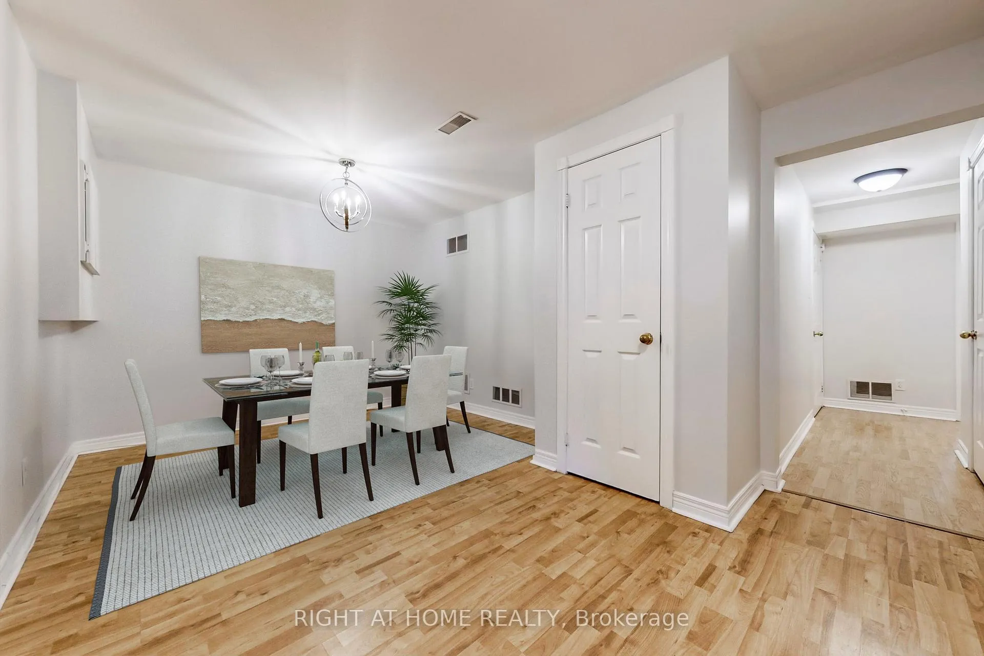 Photo 11 of 381 Leacock (Basement Drive, Barrie, Letitia Heights — HOMEH