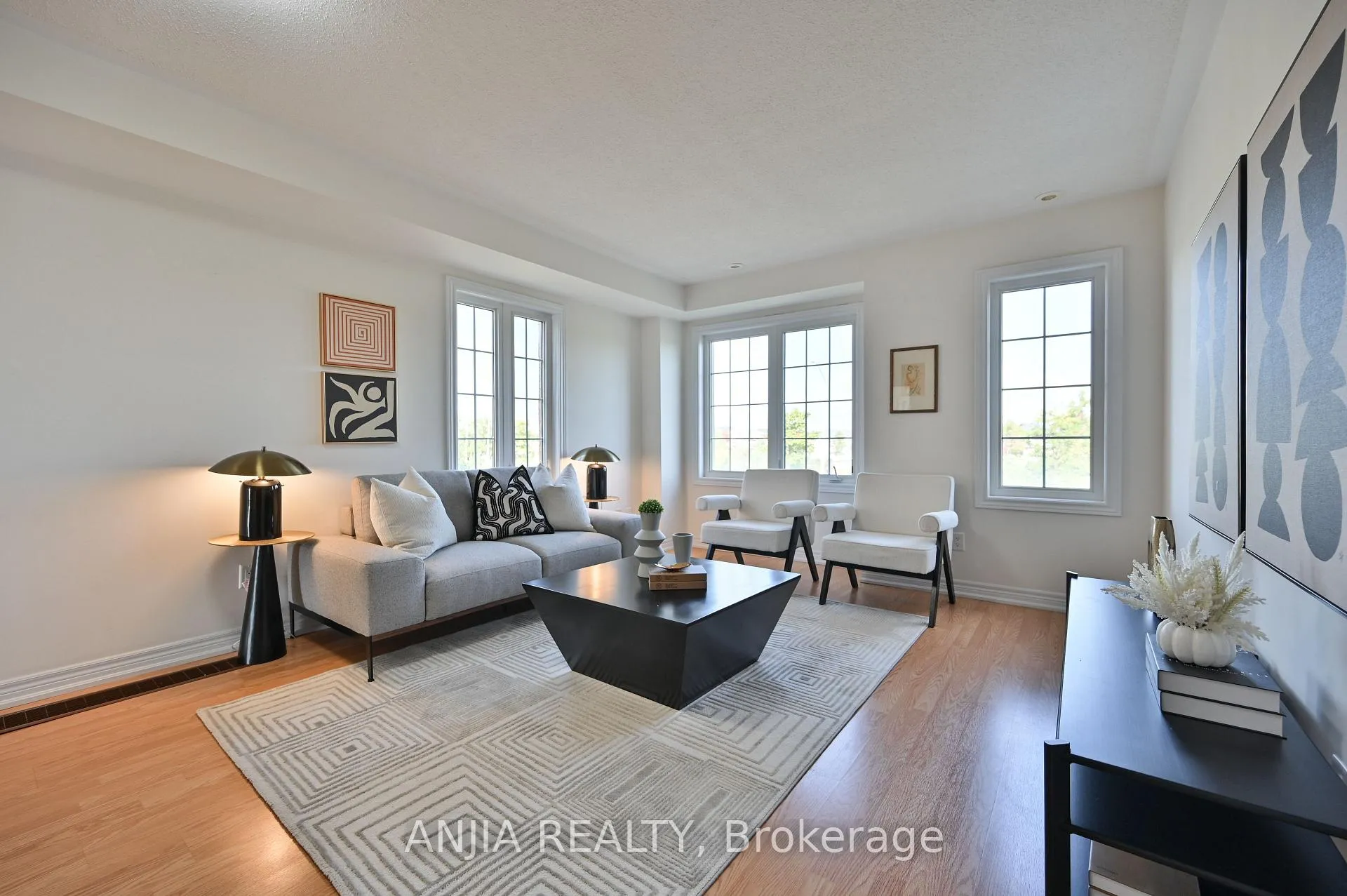 Photo 11 of 9964 Mccowan Road, Markham, Berczy — HOMEH