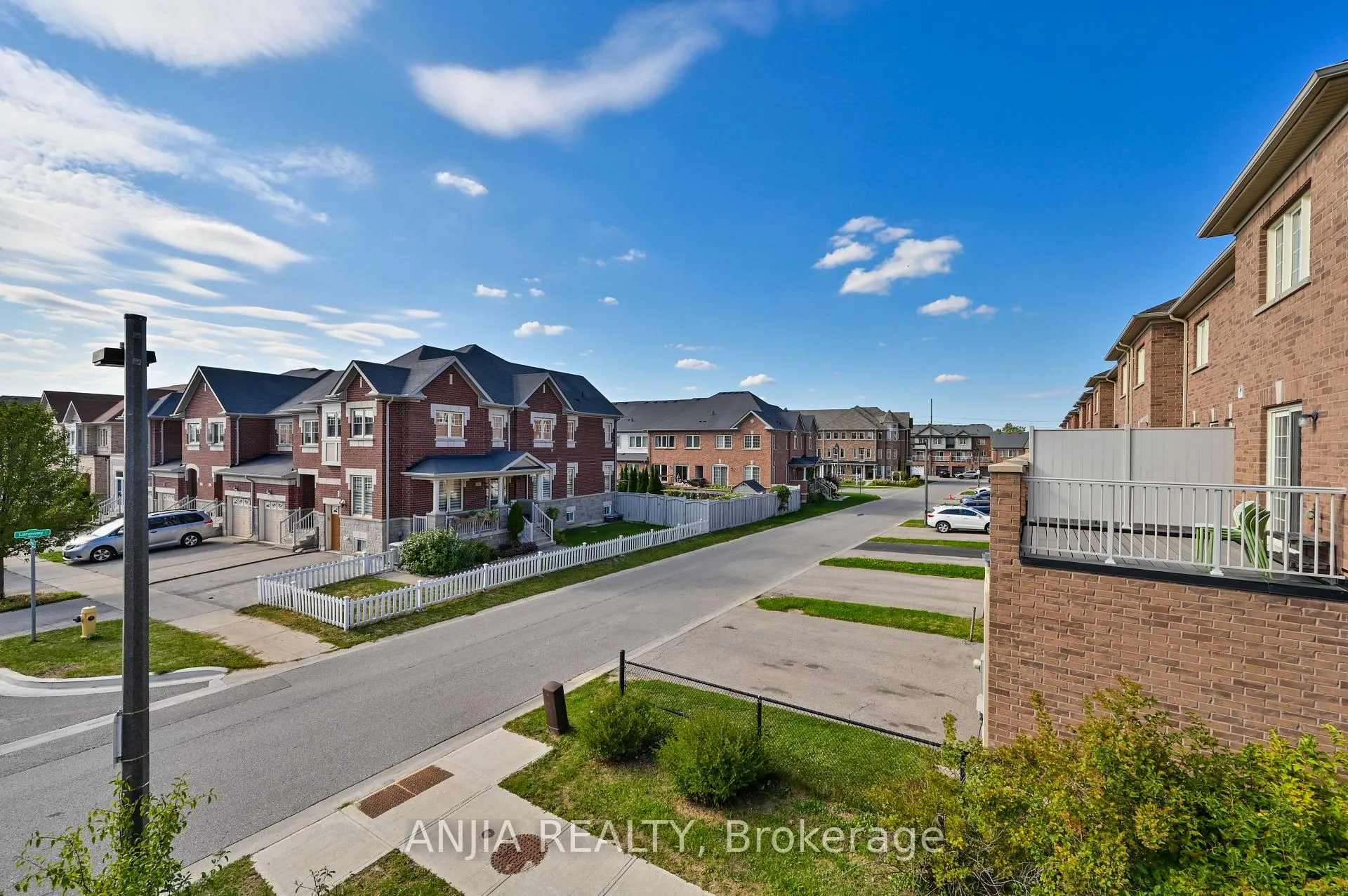 Photo 38 of 9964 Mccowan Road, Markham, Berczy — HOMEH