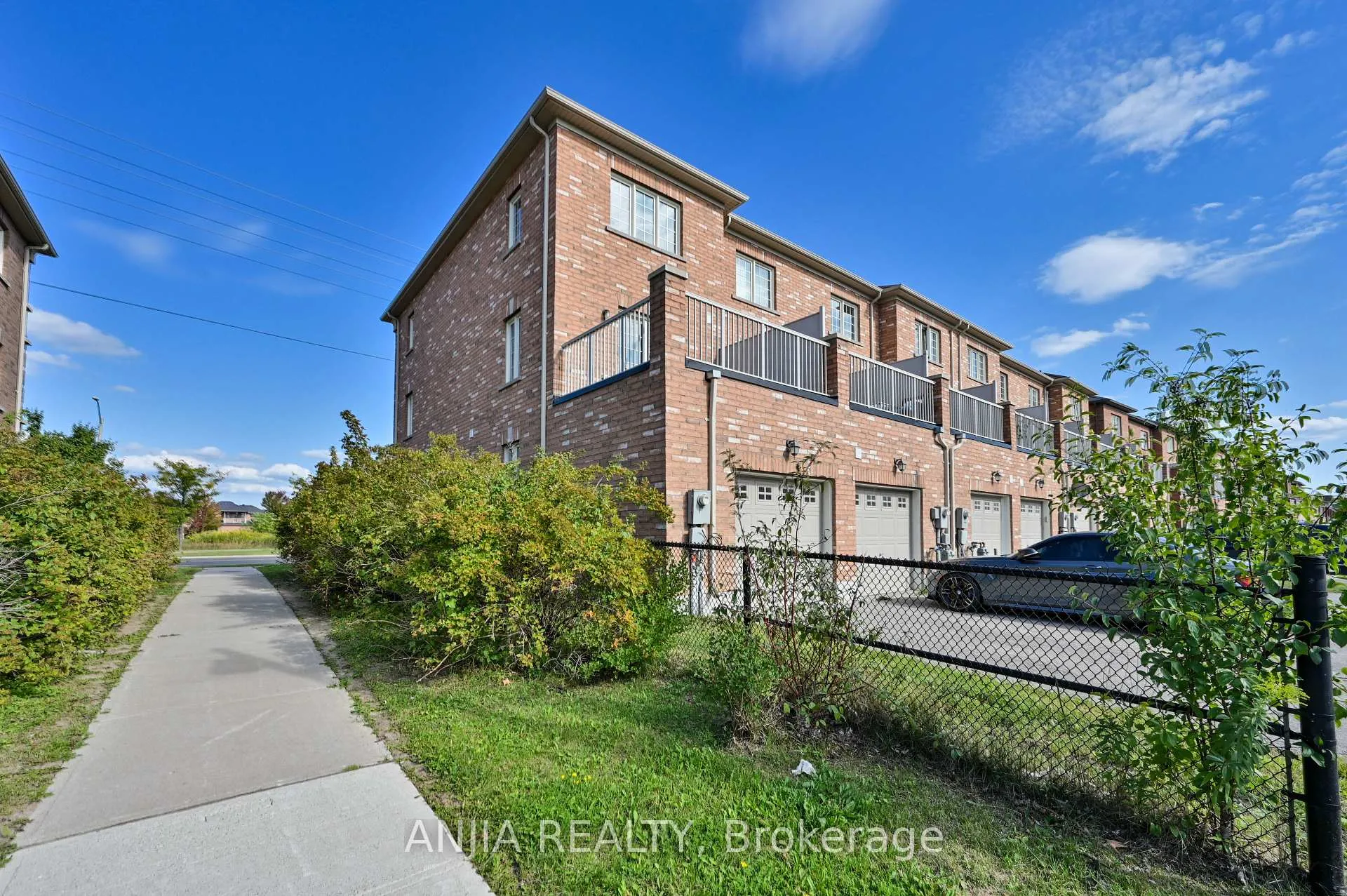 Photo 40 of 9964 Mccowan Road, Markham, Berczy — HOMEH