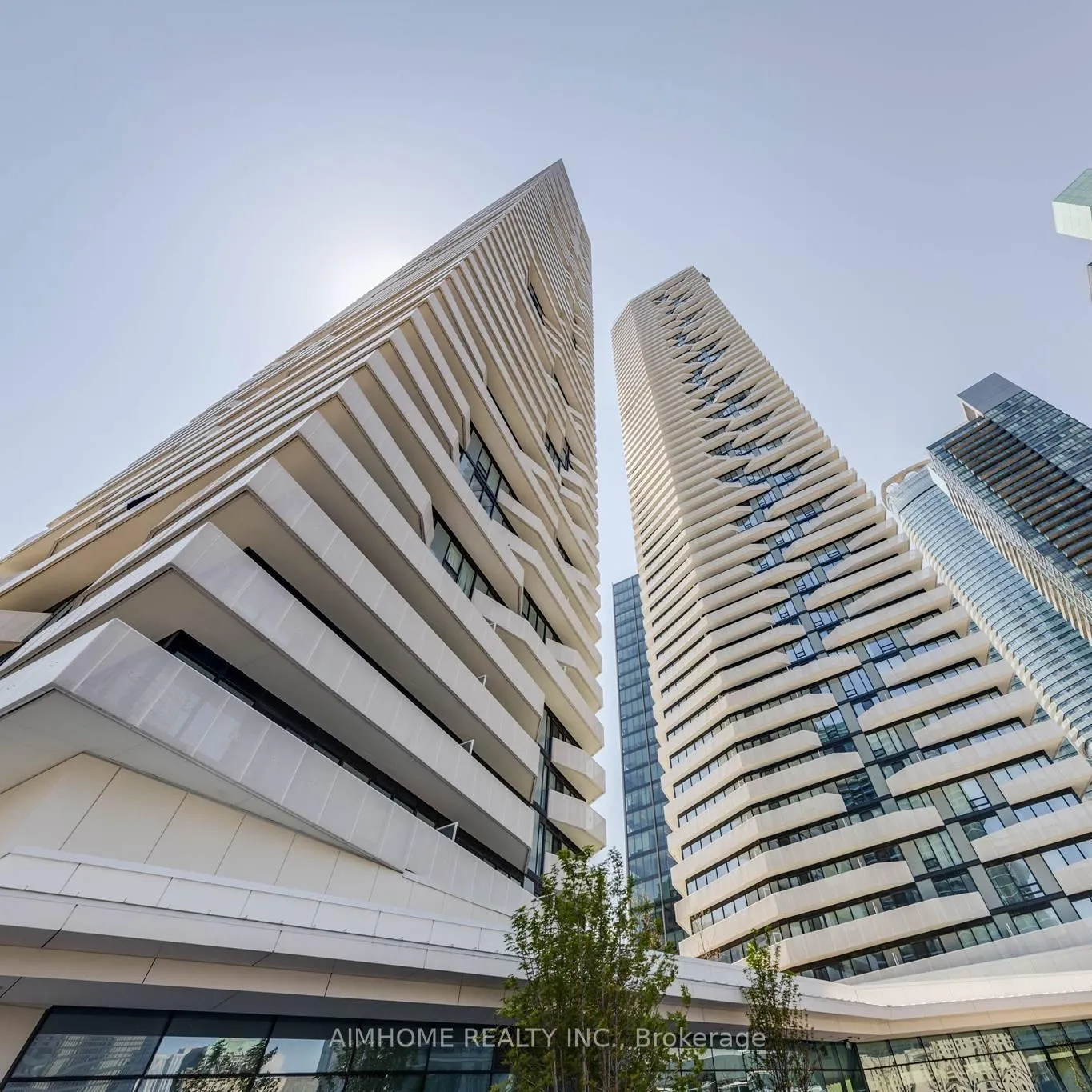 Photo of Unit 6705, 100 Harbour Street