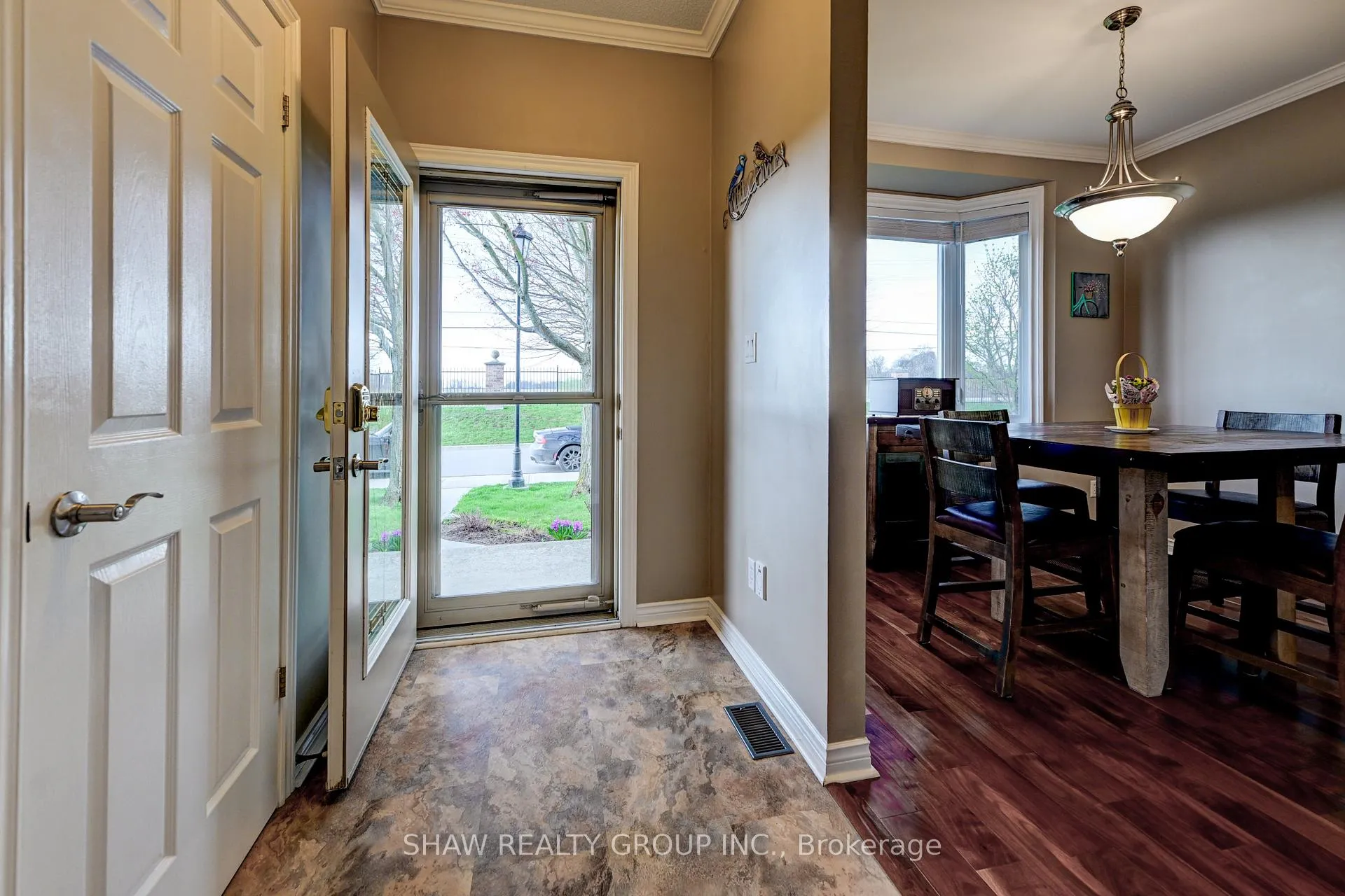 Photo 4 of Unit 44, 94 Greentrail Drive, Hamilton, Twenty Place — HOMEH