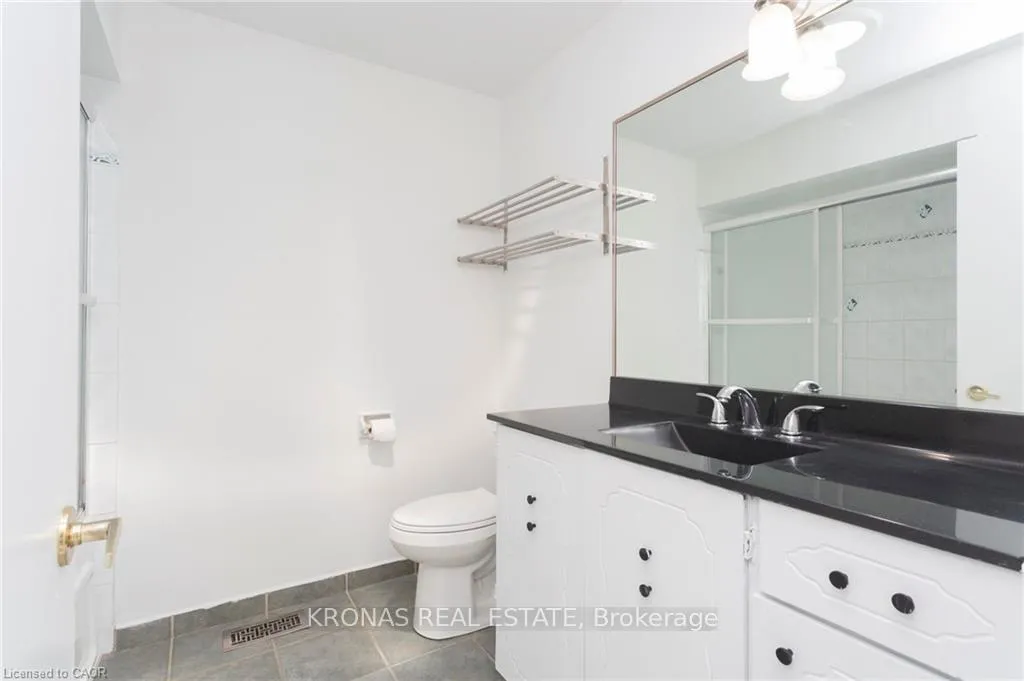 Photo 11 of 2303 Malcolm Crescent, Burlington, Brant Hills — HOMEH