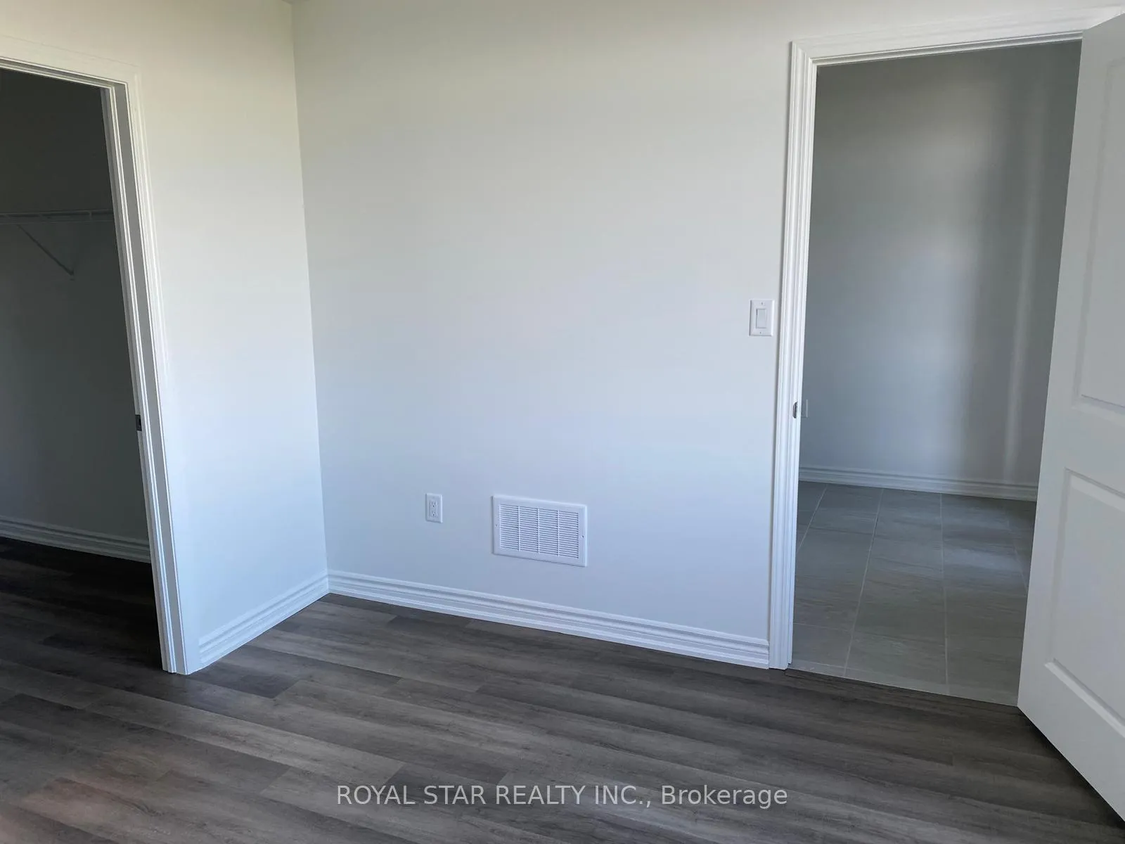 Photo 15 of 138 Keppel Circle, Brampton, Northwest Brampton — HOMEH