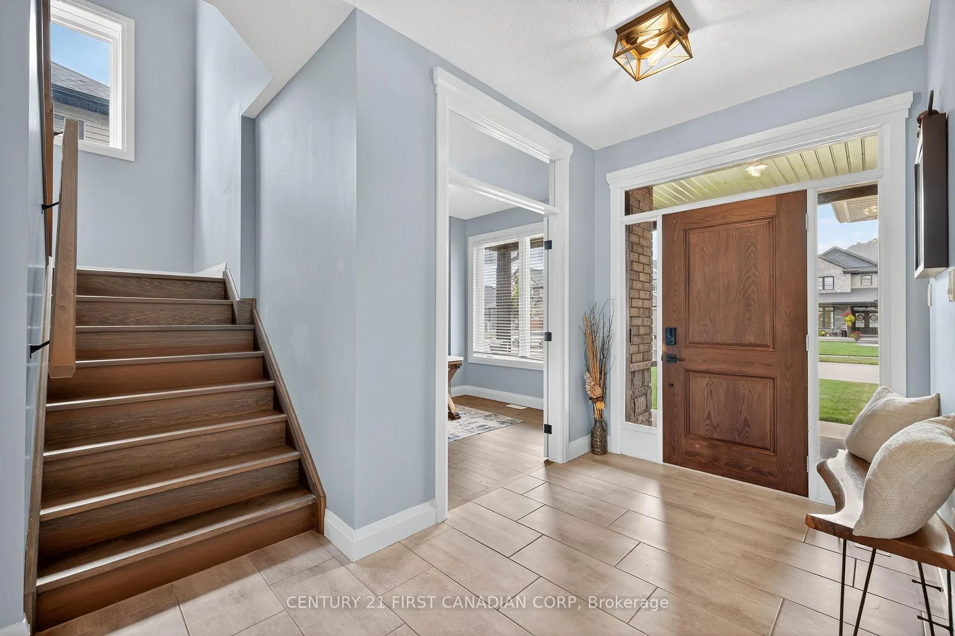 Photo 10 of 99 Thames Springs Crescent, Zorra, Thamesford — HOMEH
