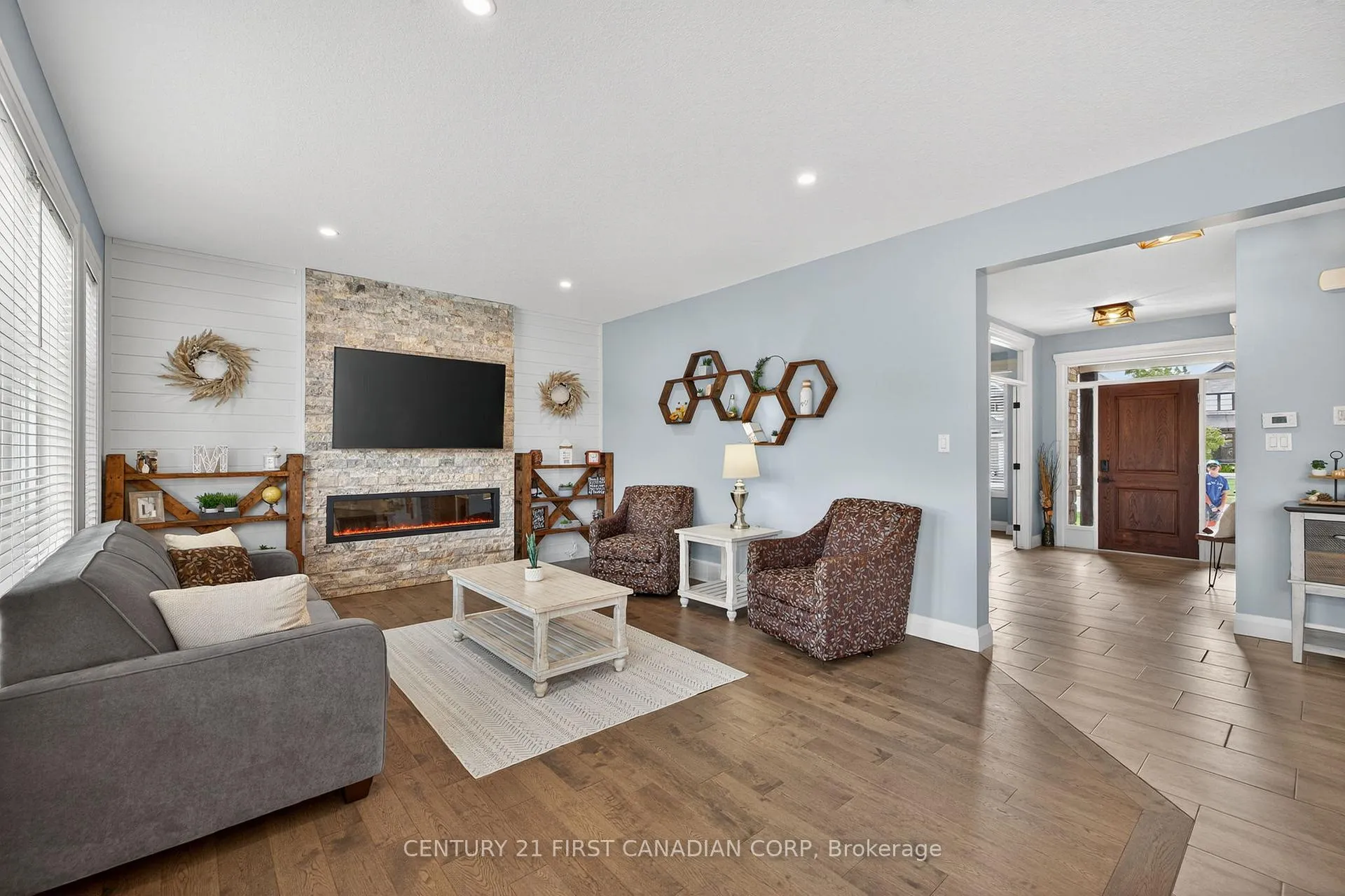 Photo 13 of 99 Thames Springs Crescent, Zorra, Thamesford — HOMEH