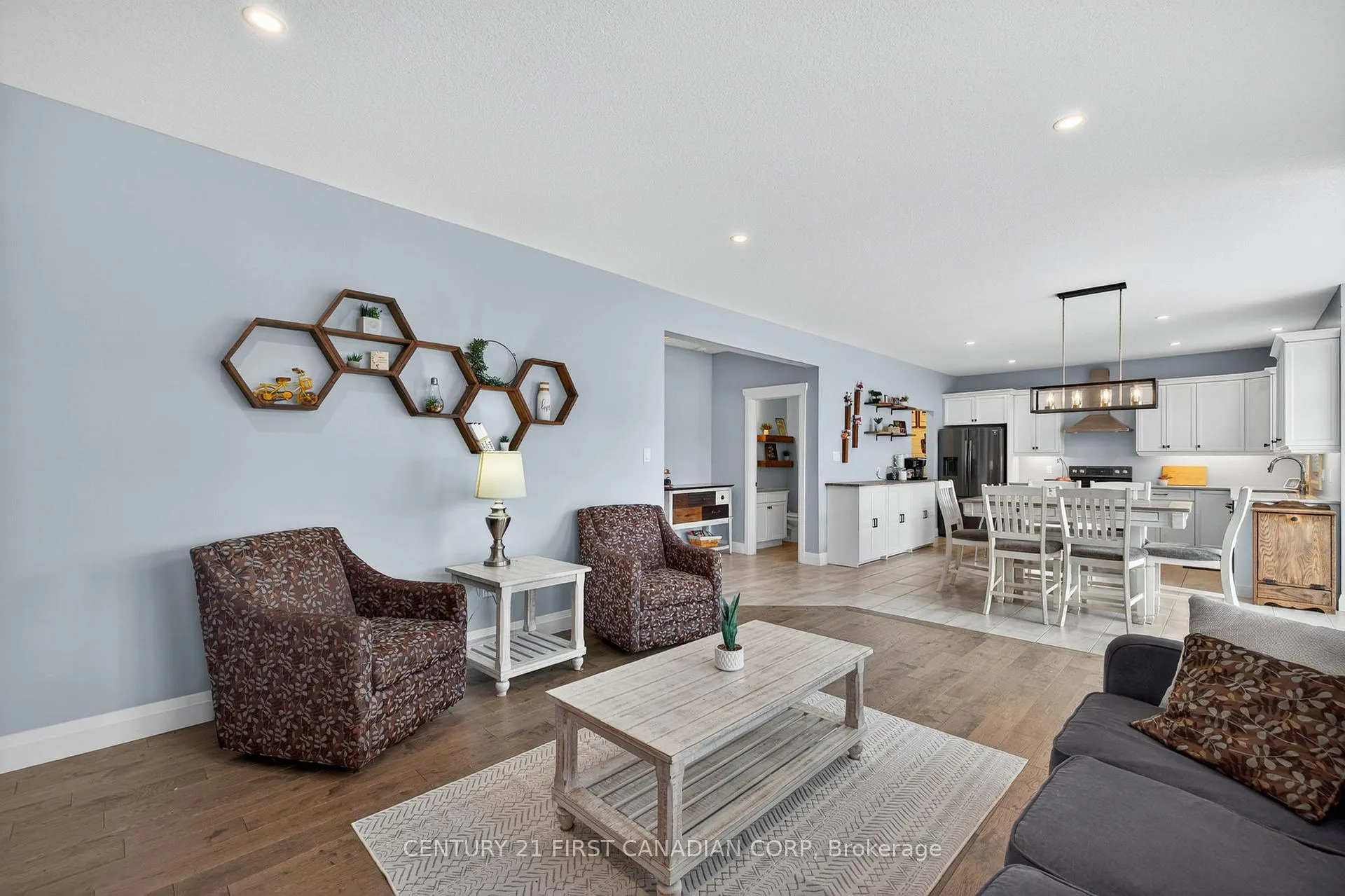 Photo 14 of 99 Thames Springs Crescent, Zorra, Thamesford — HOMEH