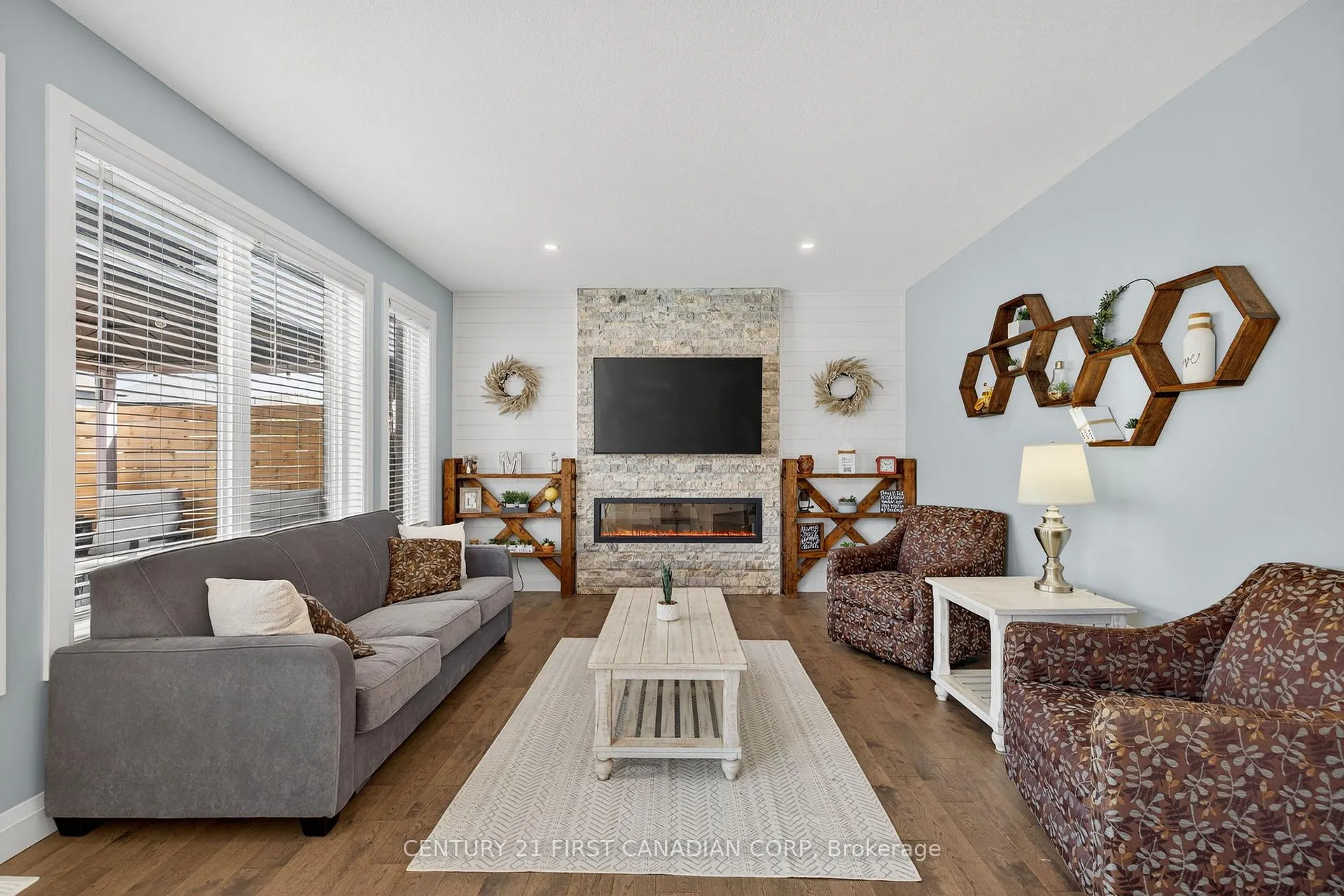 Photo 16 of 99 Thames Springs Crescent, Zorra, Thamesford — HOMEH