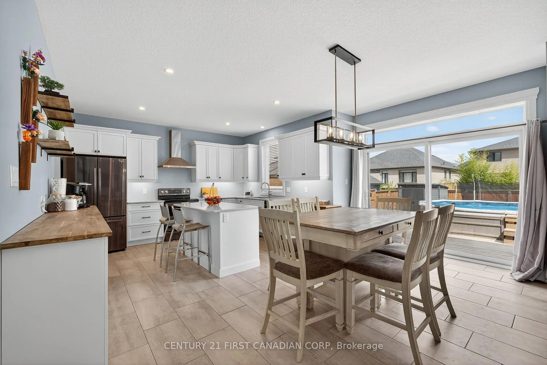 Photo 17 of 99 Thames Springs Crescent, Zorra, Thamesford — HOMEH