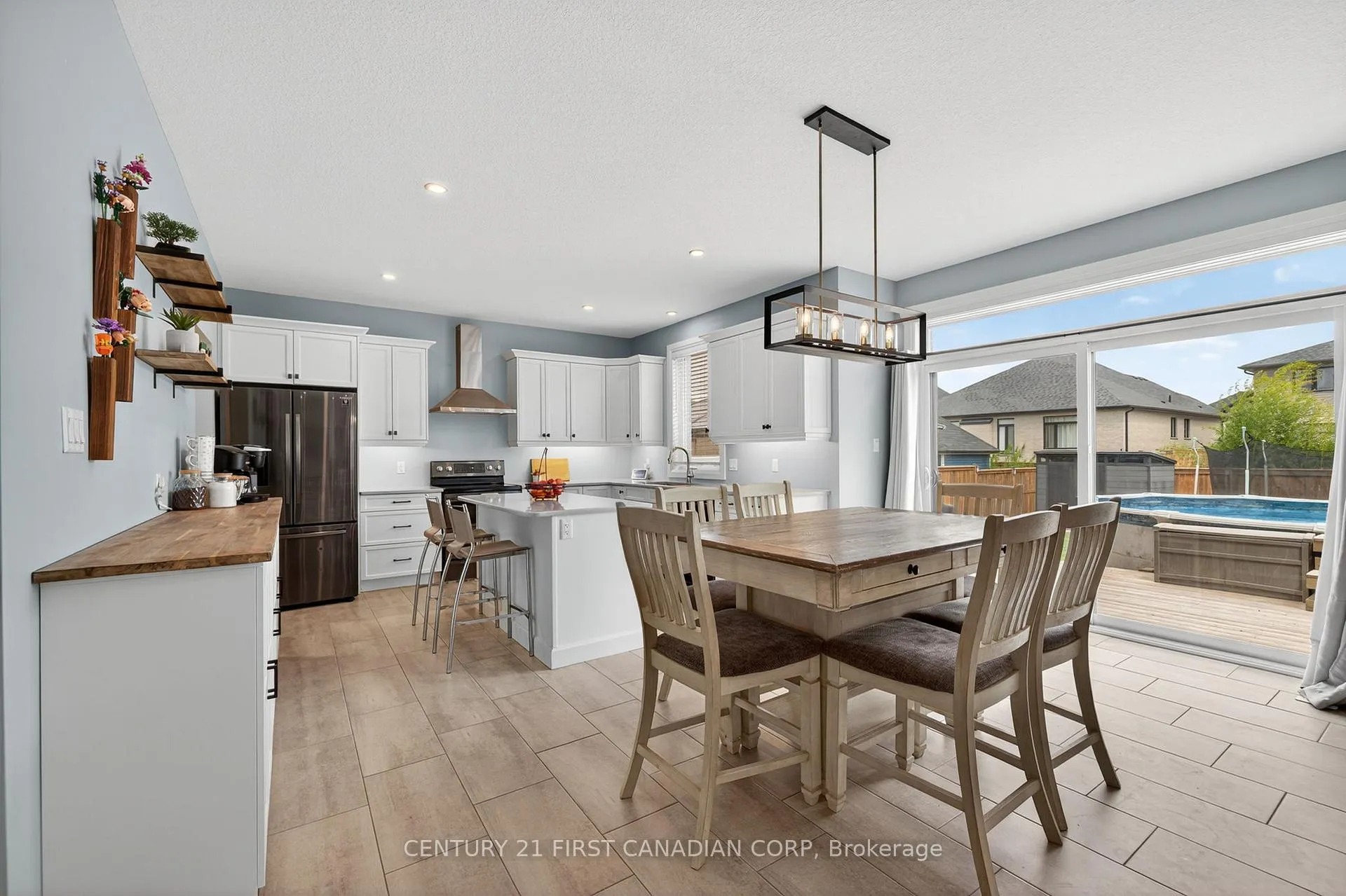 Photo 19 of 99 Thames Springs Crescent, Zorra, Thamesford — HOMEH