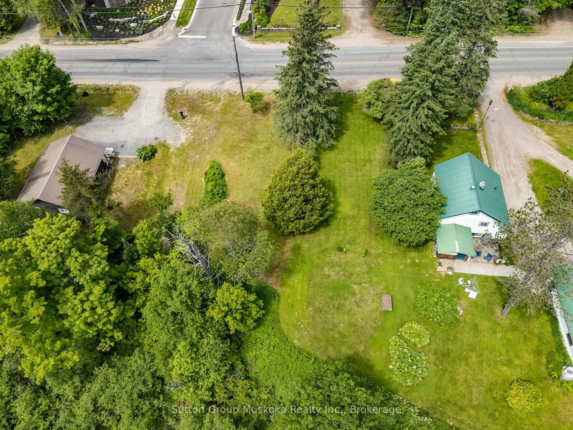 Photo of 641 Muskoka Rd 3 N