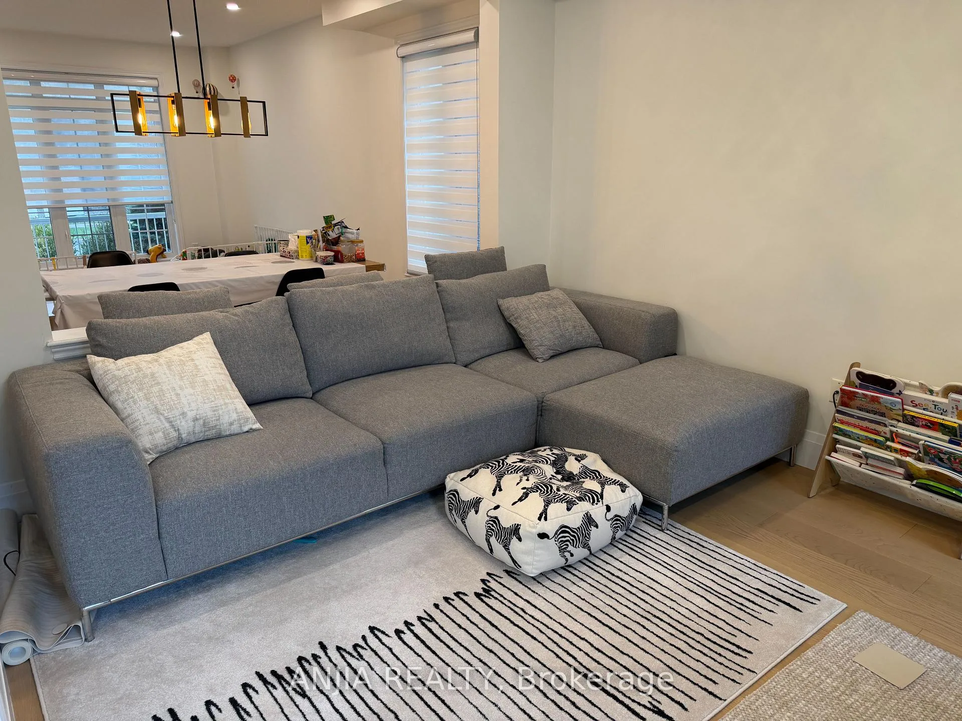 Photo 9 of 265 Hammersly Boulevard, Markham, Wismer — HOMEH