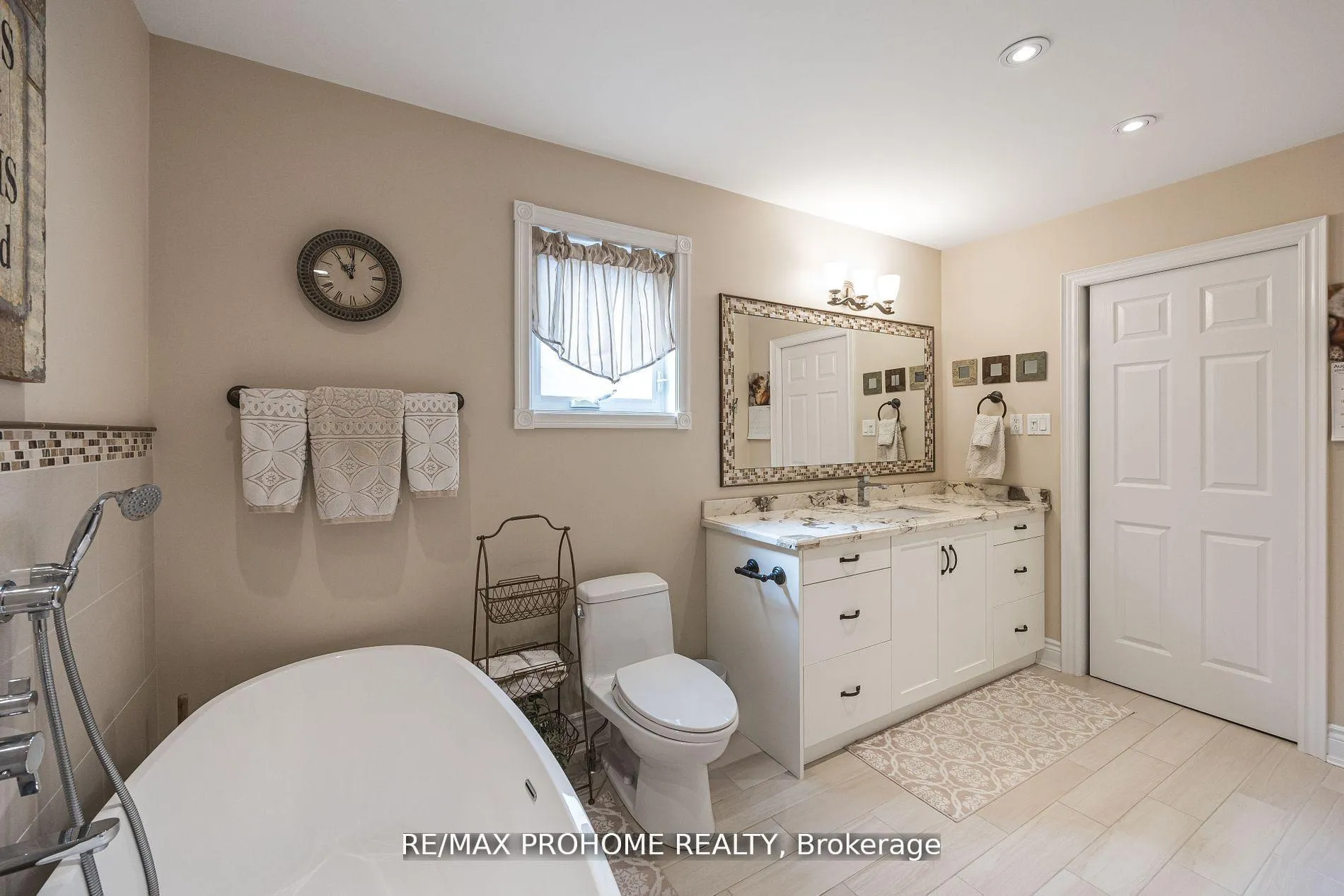 Photo 21 of 42 Foundry Crescent, Markham, Raymerville — HOMEH